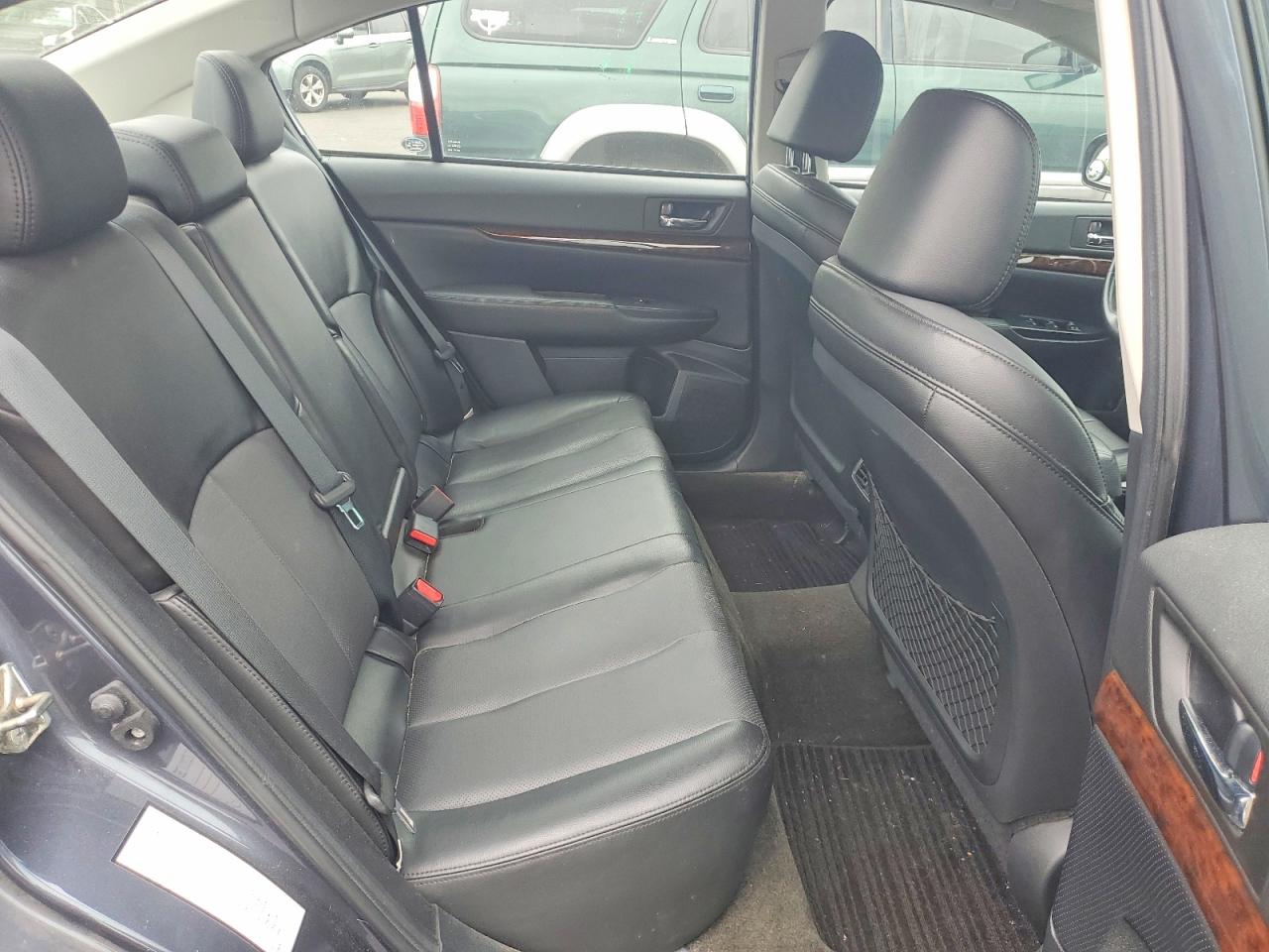 2014 Subaru Legacy 2.5i Limited Gray vin: 4S3BMBL6XE3027401