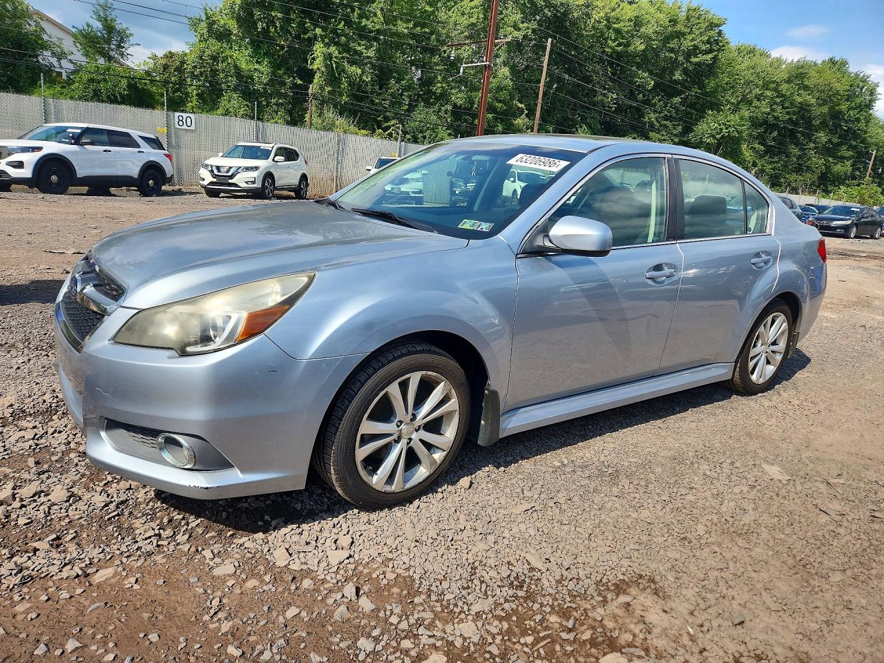 2014 Subaru Legacy 2.5i Limited Silver vin: 4S3BMBM62E3022398