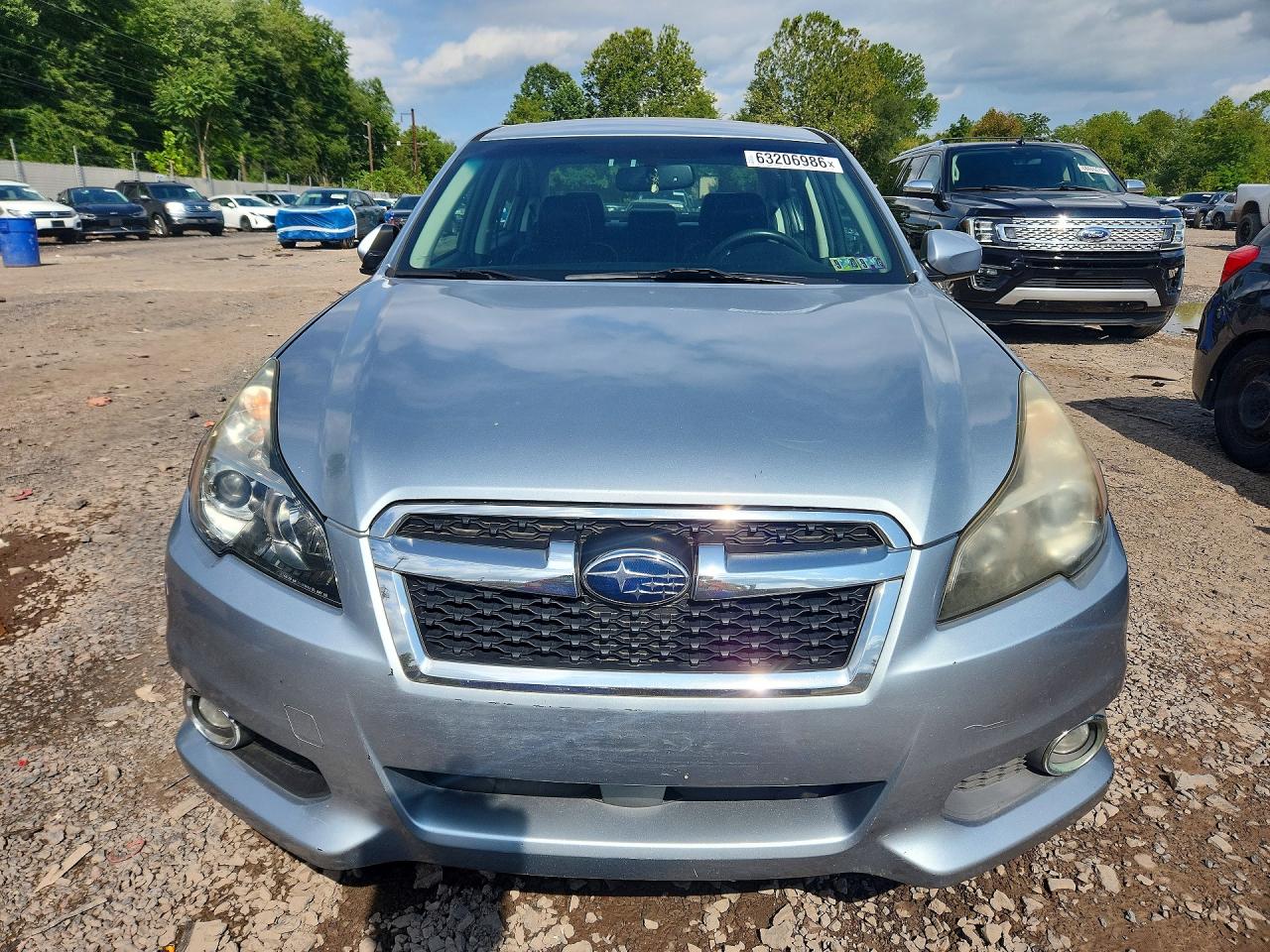 2014 Subaru Legacy 2.5i Limited Silver vin: 4S3BMBM62E3022398