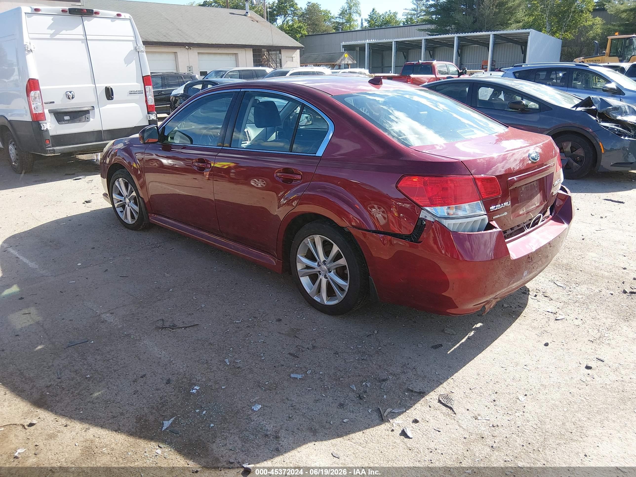 2014 Subaru Legacy 2.5i Limited Red vin: 4S3BMBM63E3006596