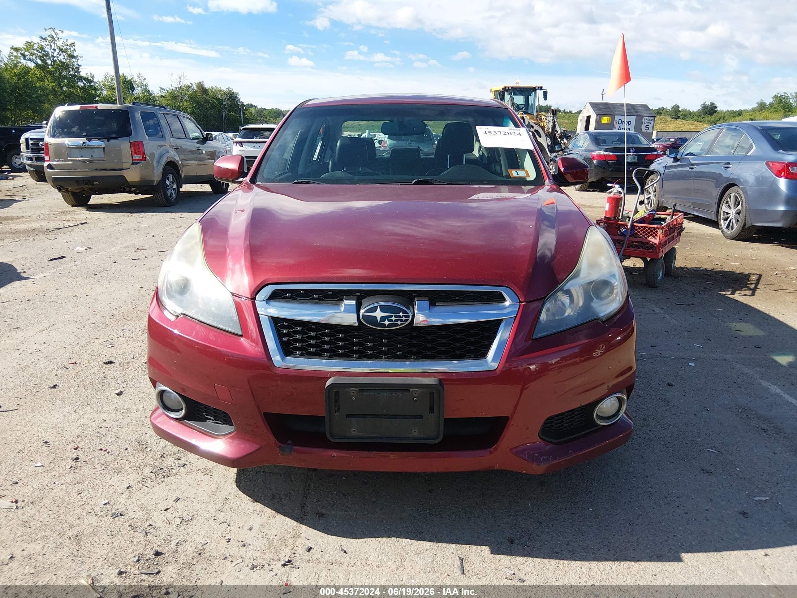 2014 Subaru Legacy 2.5i Limited Red vin: 4S3BMBM63E3006596