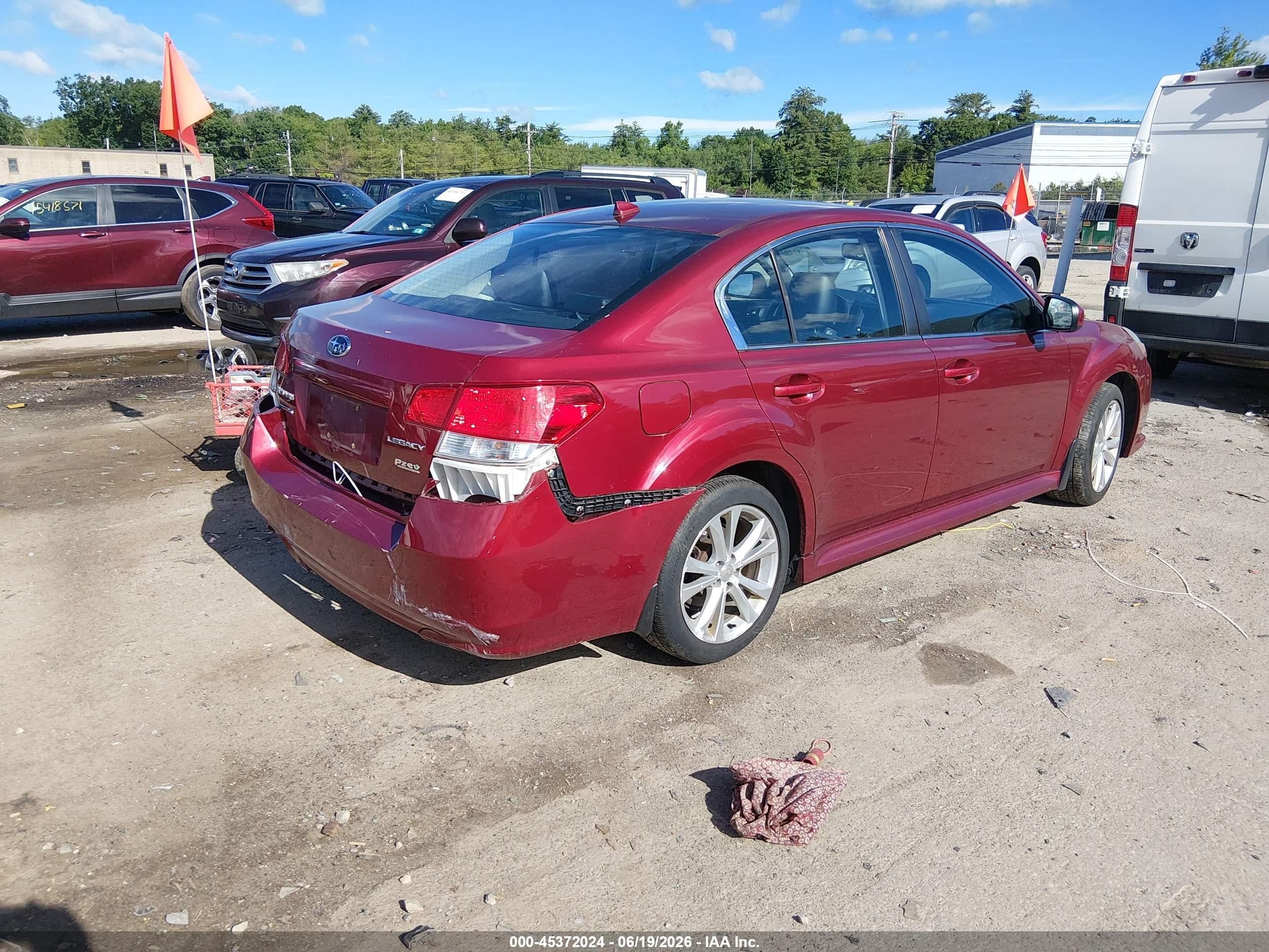 2014 Subaru Legacy 2.5i Limited Red vin: 4S3BMBM63E3006596