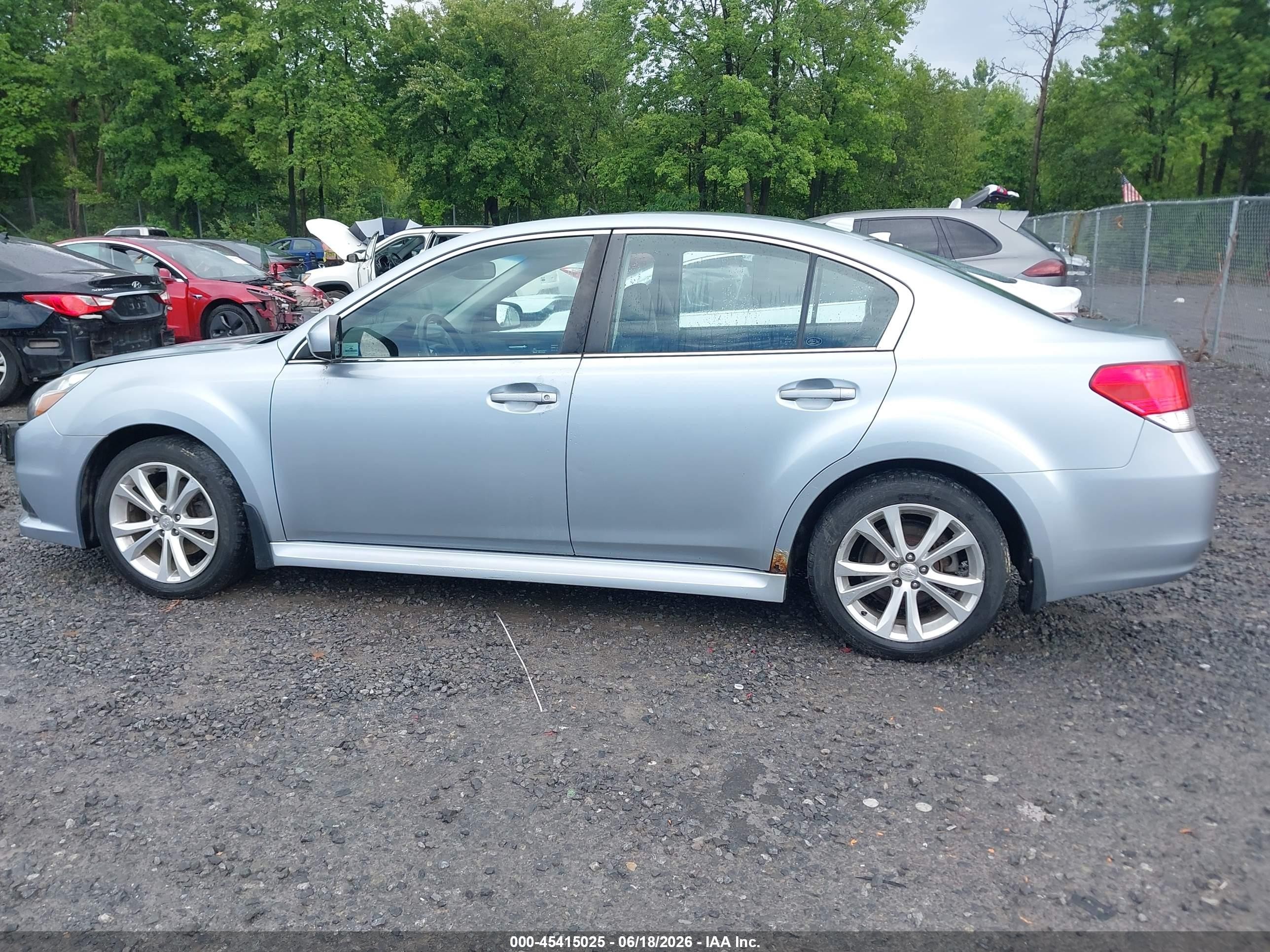 2014 Subaru Legacy 2.5i Limited Blue vin: 4S3BMBM65E3009421