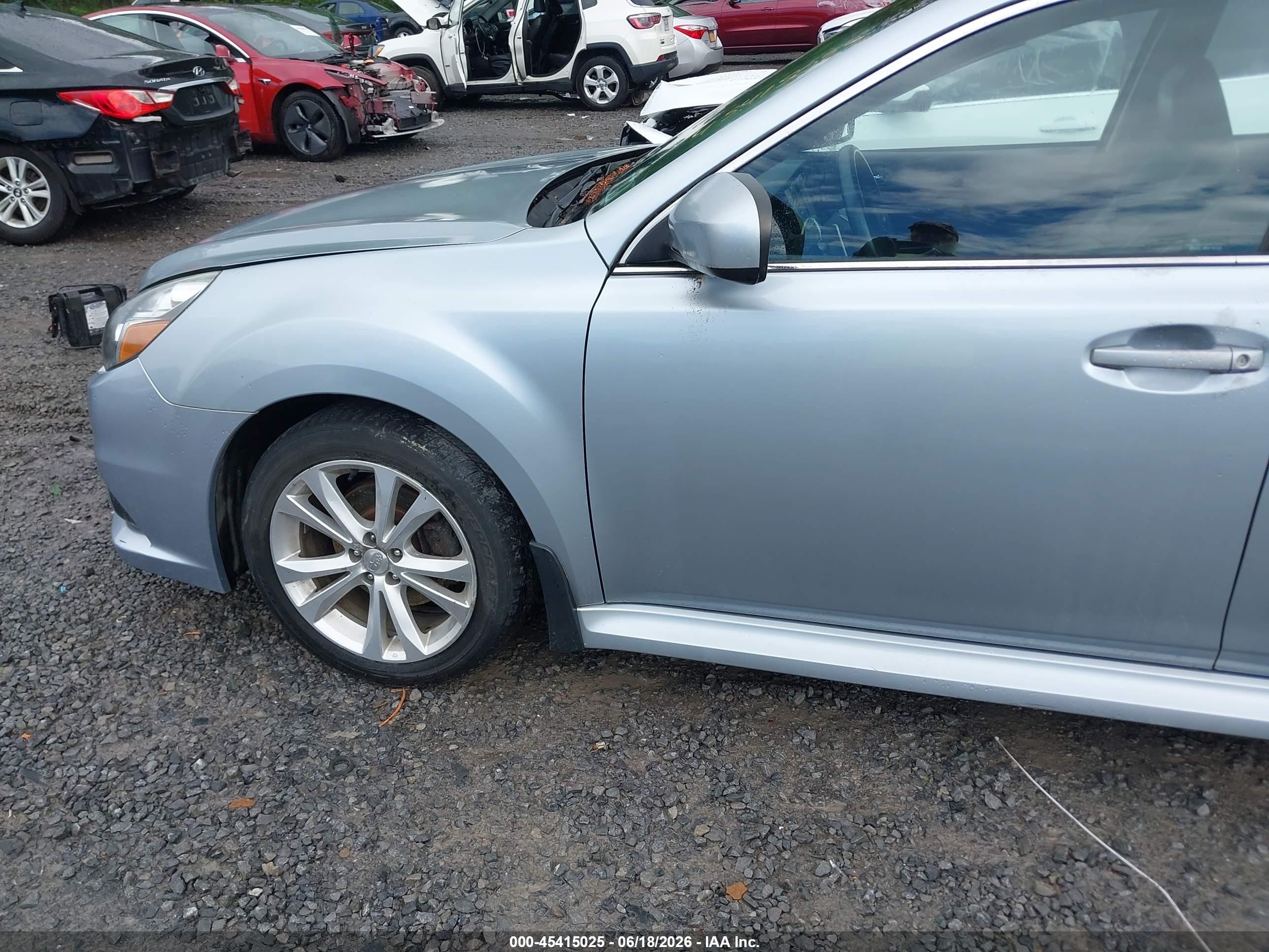 2014 Subaru Legacy 2.5i Limited Blue vin: 4S3BMBM65E3009421