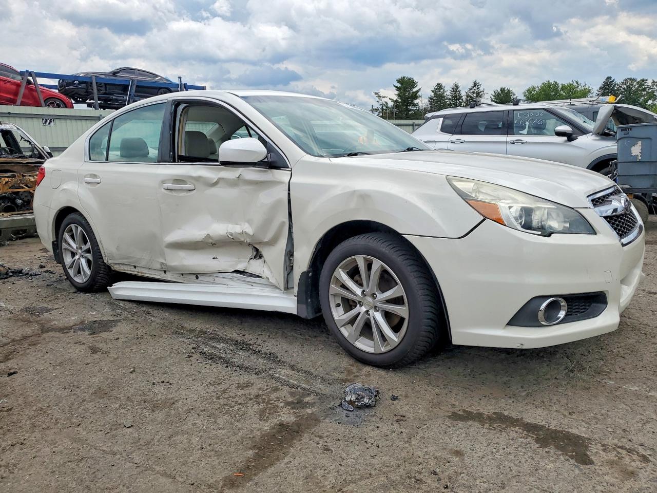 2014 Subaru Legacy 2.5i Limited Белый vin: 4S3BMBN6XE3032577