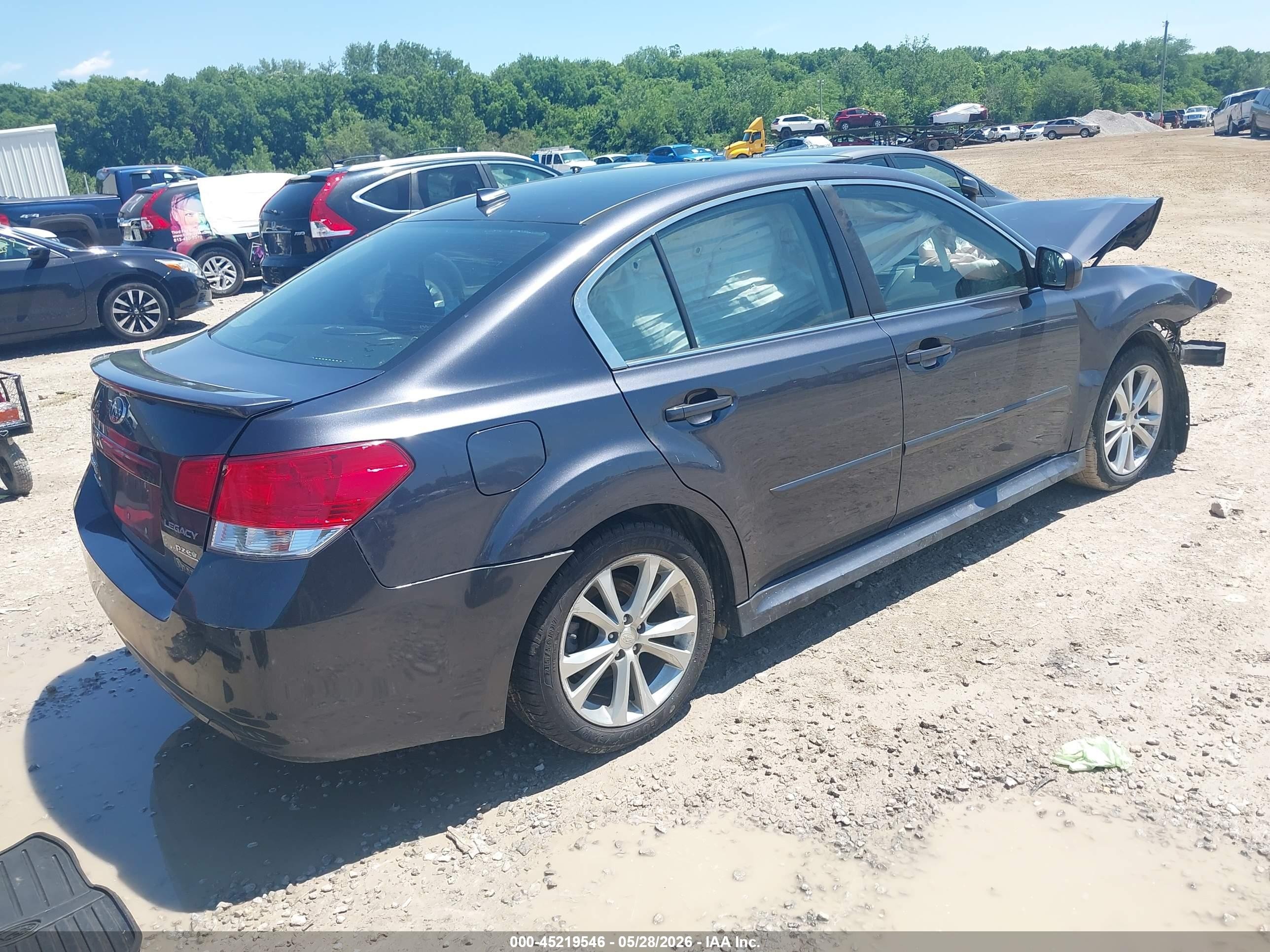 2013 Subaru Legacy 2.5i Limited Серый vin: 4S3BMBP61D3013816