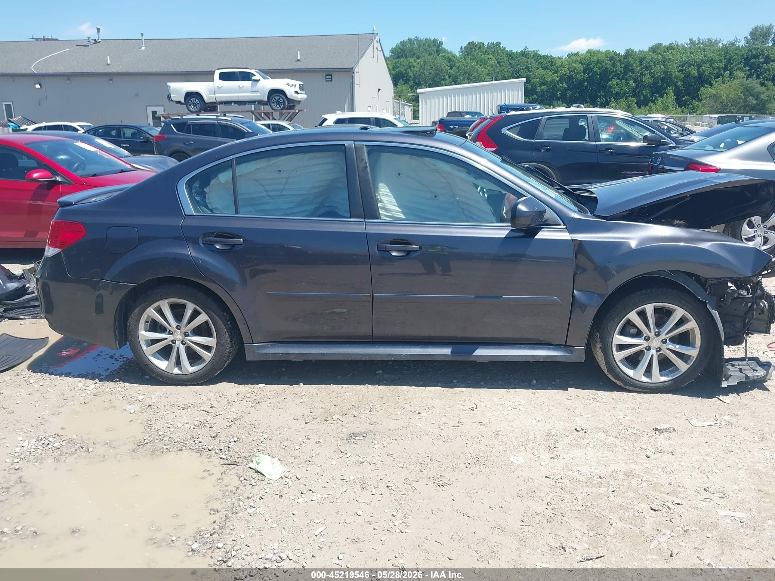 2013 Subaru Legacy 2.5i Limited Серый vin: 4S3BMBP61D3013816