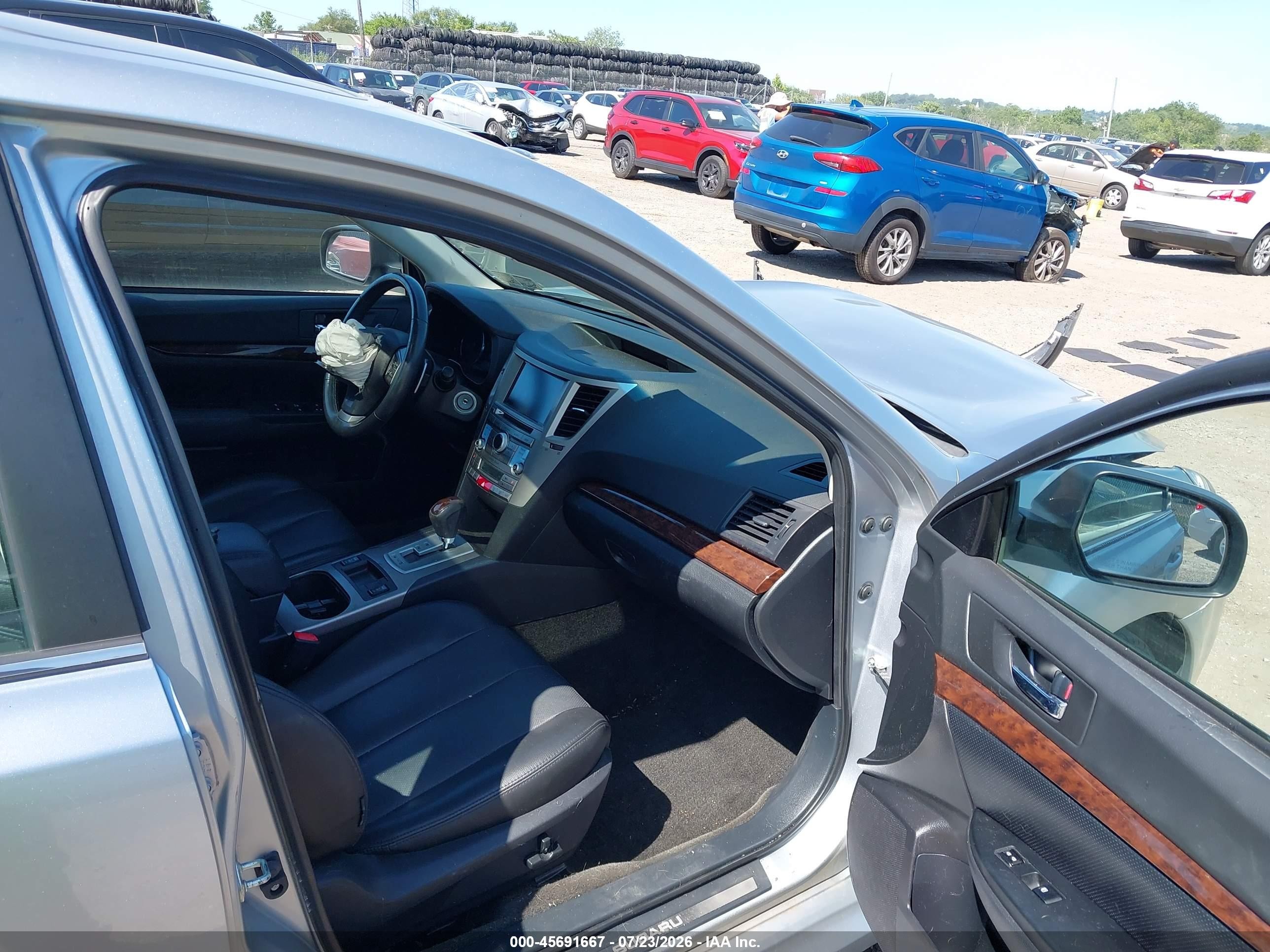 2013 Subaru Legacy 2.5i Limited Light Blue vin: 4S3BMBP62D3007300