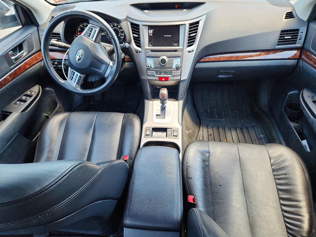 2013 Subaru Legacy 2.5i Limited Серебряный vin: 4S3BMBP63D3035090