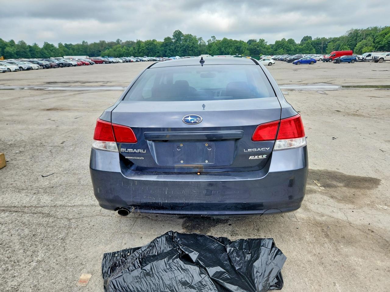 2013 Subaru Legacy 2.5i Limited Синий vin: 4S3BMBP64D3015138