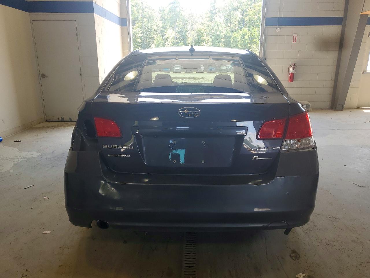 2013 Subaru Legacy 2.5i Limited Gray vin: 4S3BMBP64D3026656