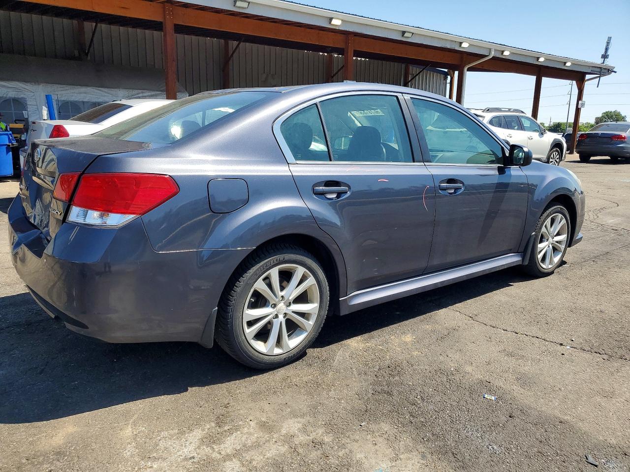 2014 Subaru Legacy 2.5i Gray vin: 4S3BMCA60E3032339