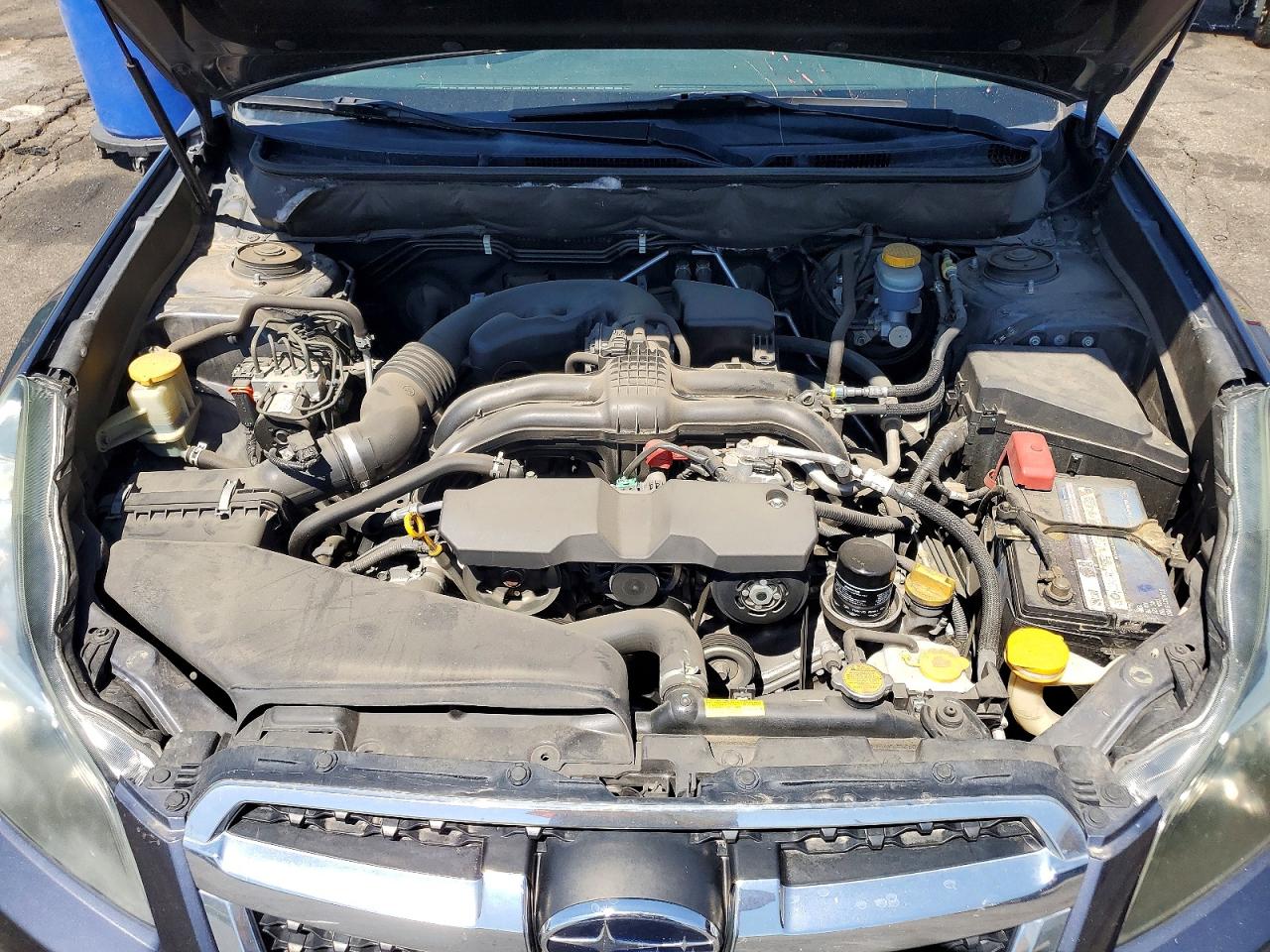 2014 Subaru Legacy 2.5i Gray vin: 4S3BMCA60E3032339