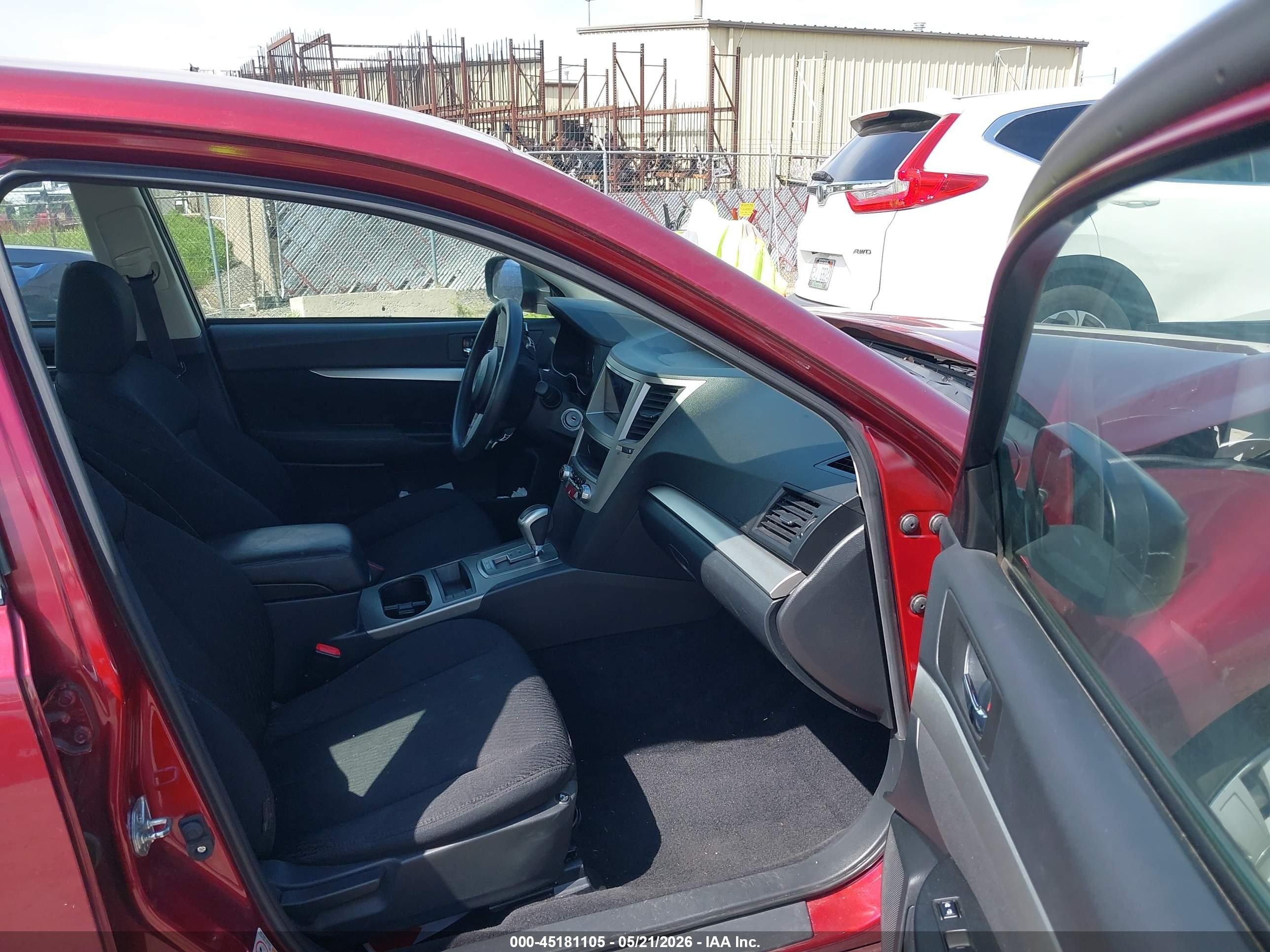 2011 Subaru Legacy 2.5i Red vin: 4S3BMCA62B3213096