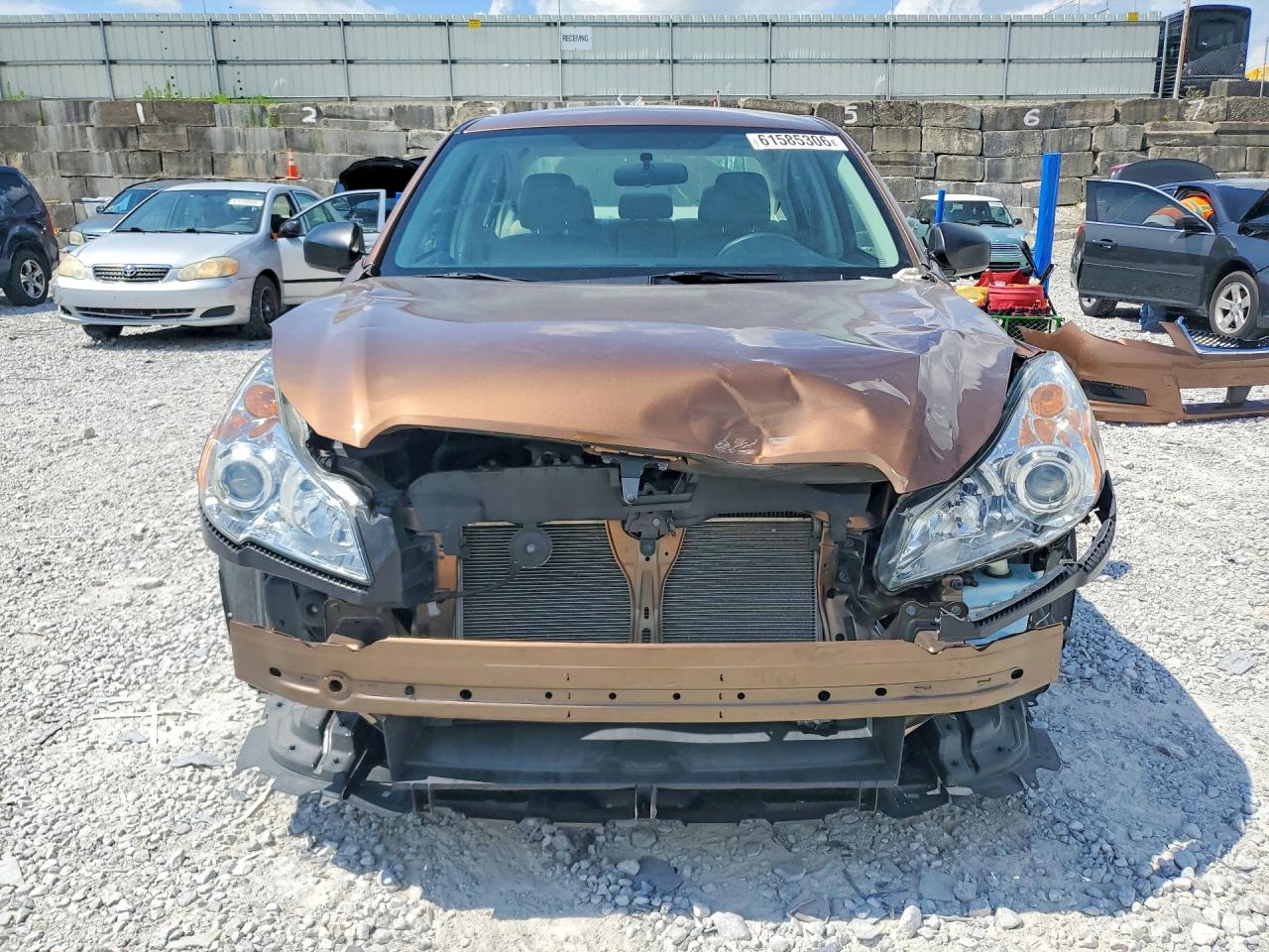 2011 Subaru Legacy 2.5i Brown vin: 4S3BMCA63B3244972