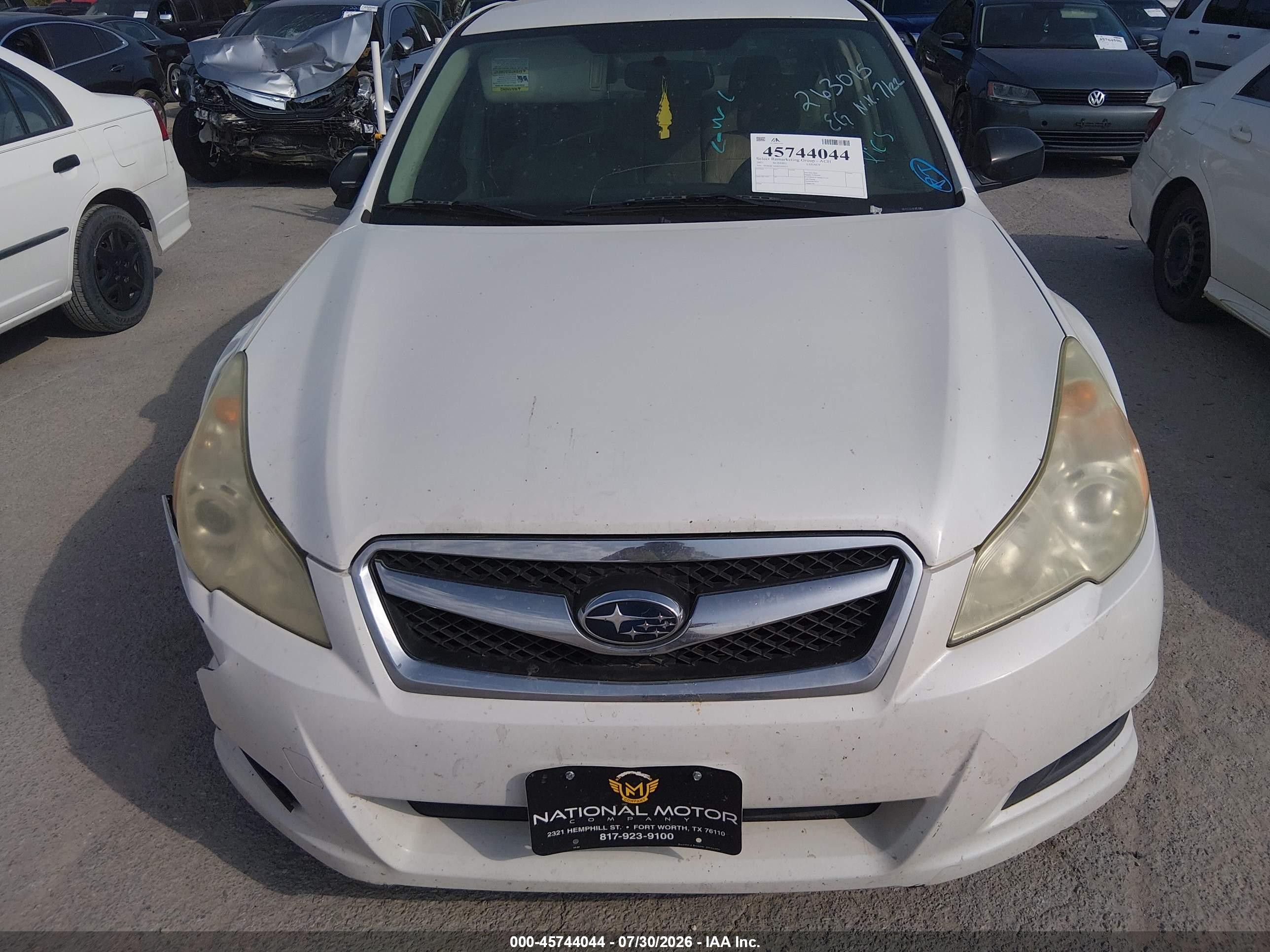 2011 Subaru Legacy 2.5i White vin: 4S3BMCA66B3263015