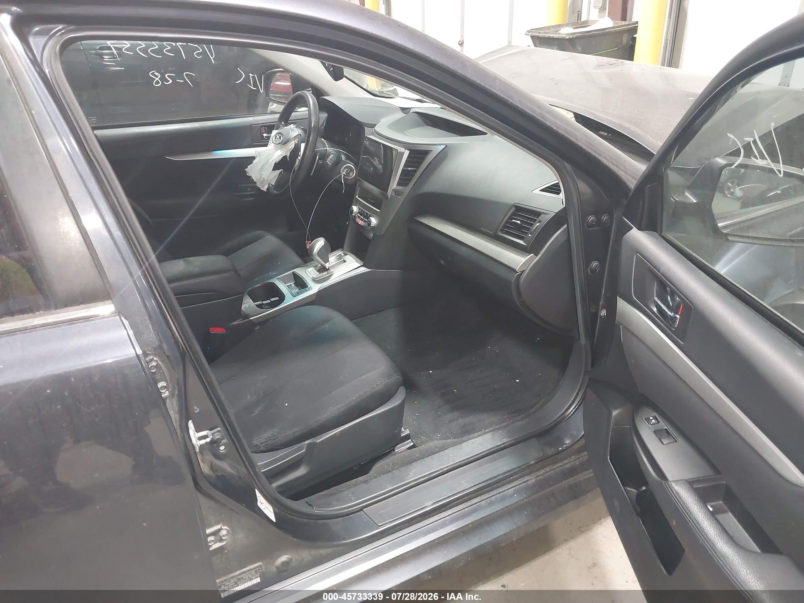2011 Subaru Legacy 2.5i Gray vin: 4S3BMCA68B3217217