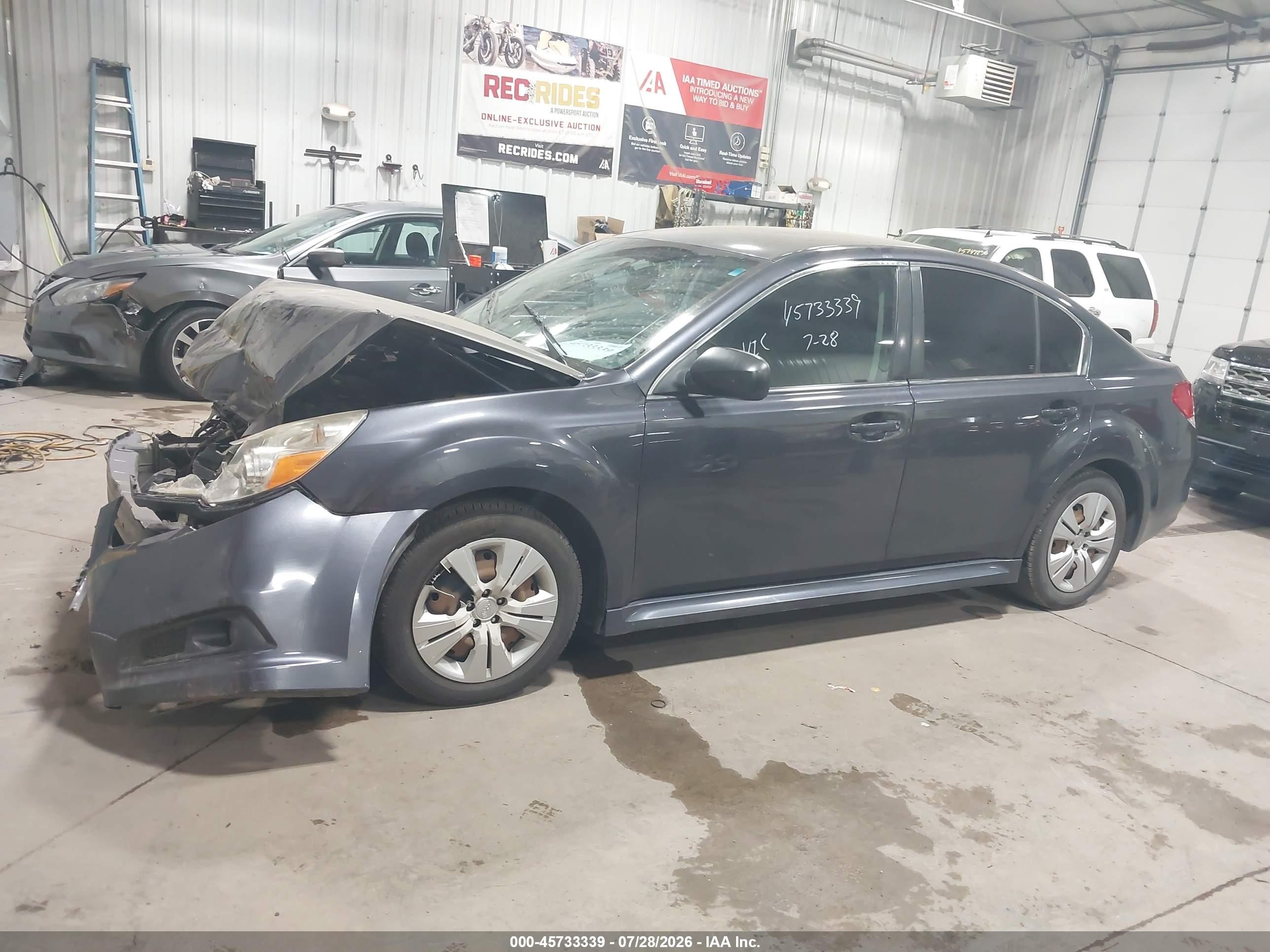 2011 Subaru Legacy 2.5i Gray vin: 4S3BMCA68B3217217