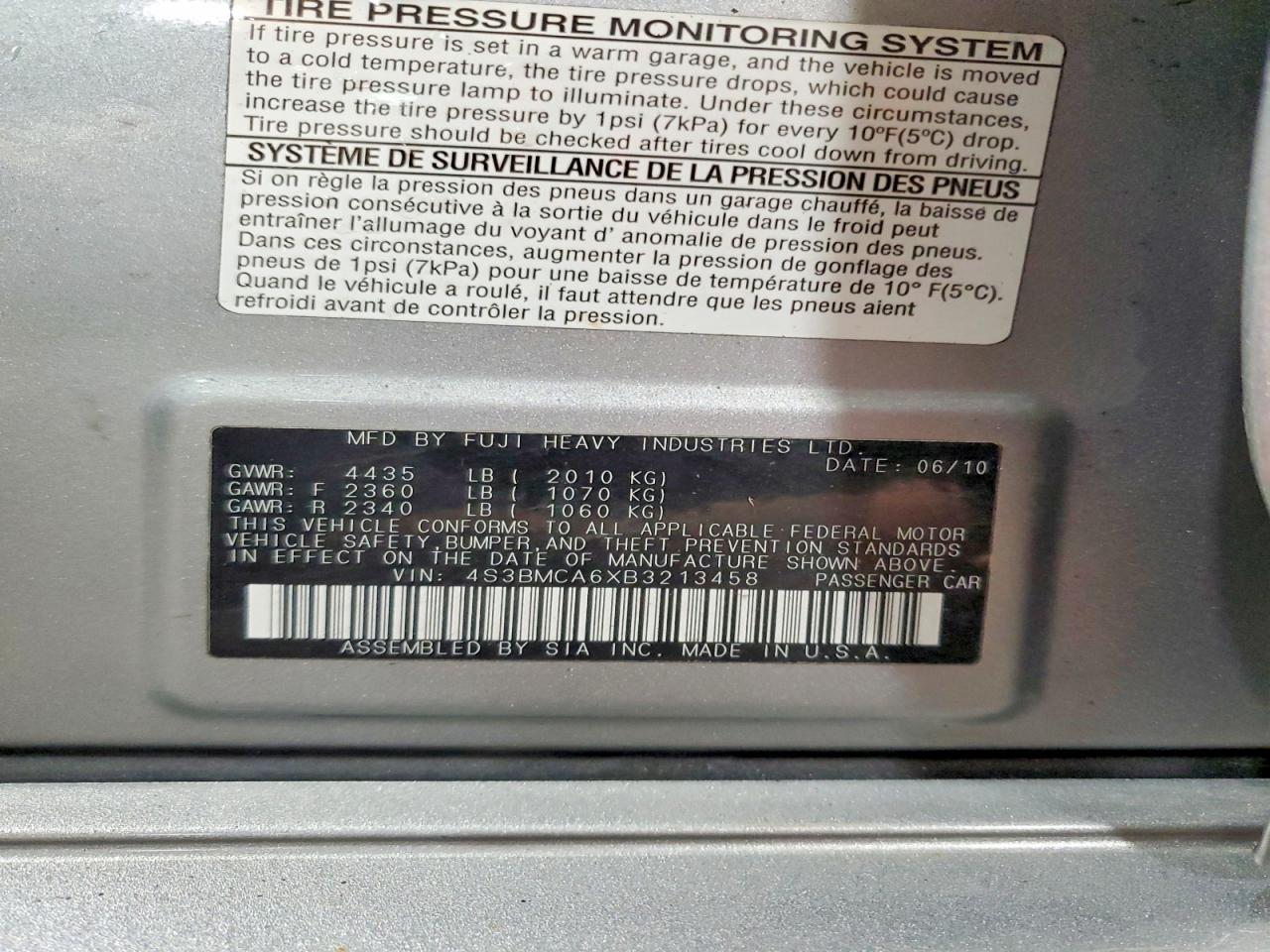 2011 Subaru Legacy 2.5i Silver vin: 4S3BMCA6XB3213458