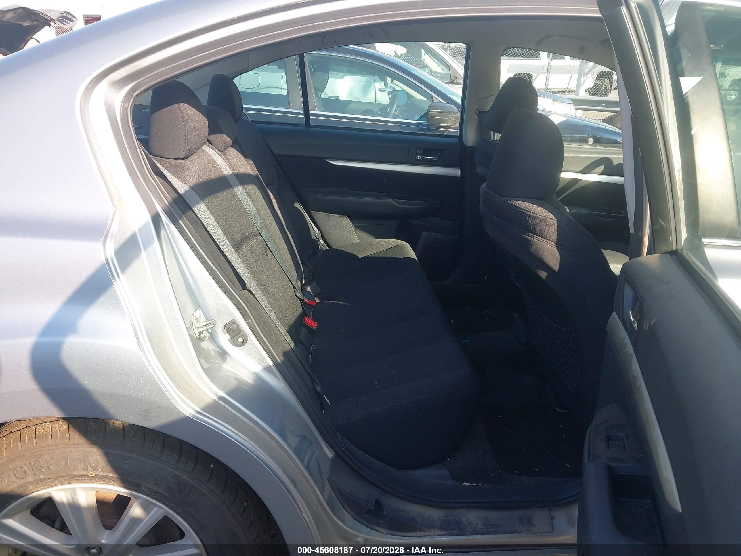 2012 Subaru Legacy 2.5i Premium Silver vin: 4S3BMCB60C3005069