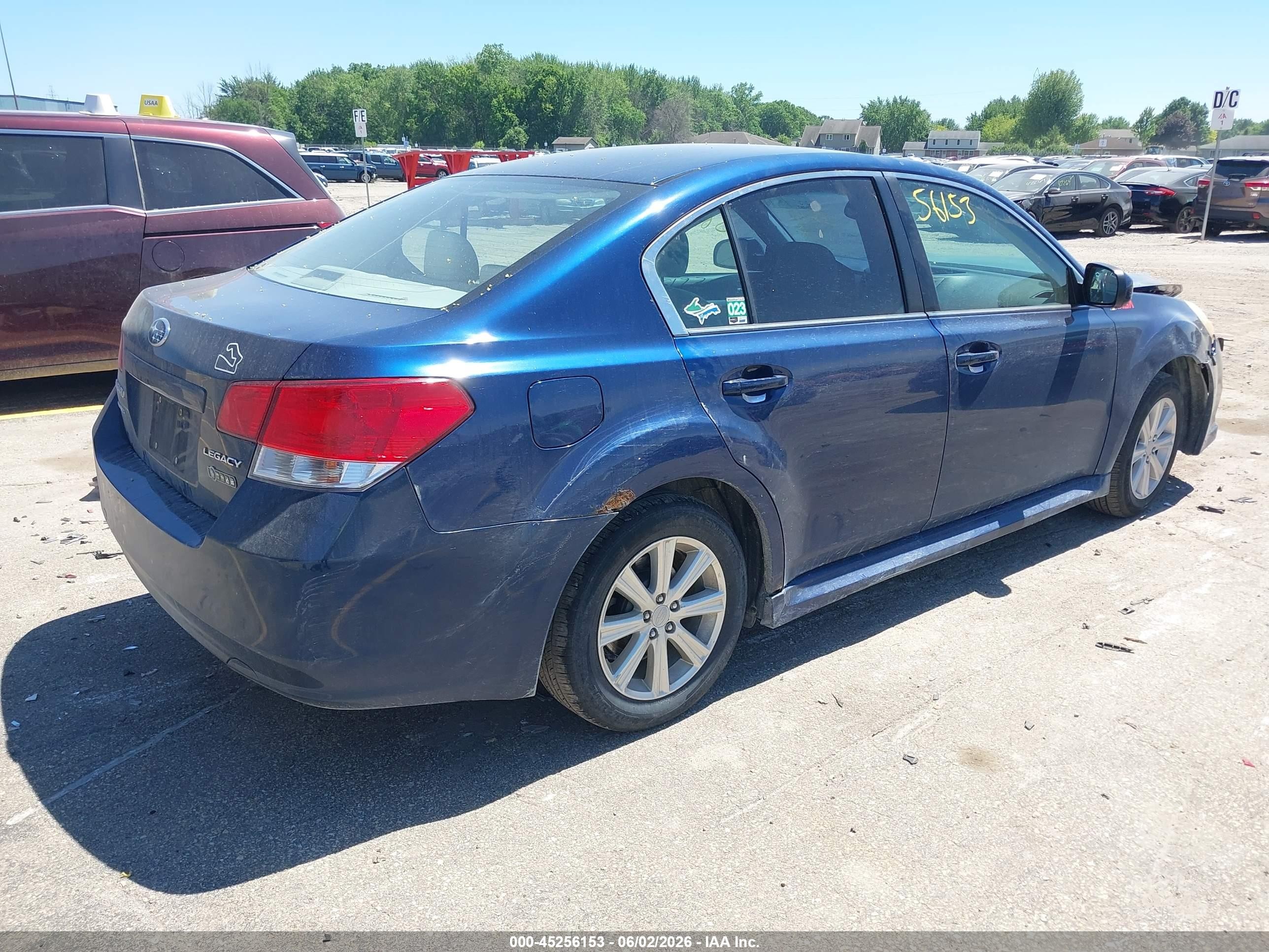 2010 Subaru Legacy 2.5i Premium Dark Blue vin: 4S3BMCB63A3245438