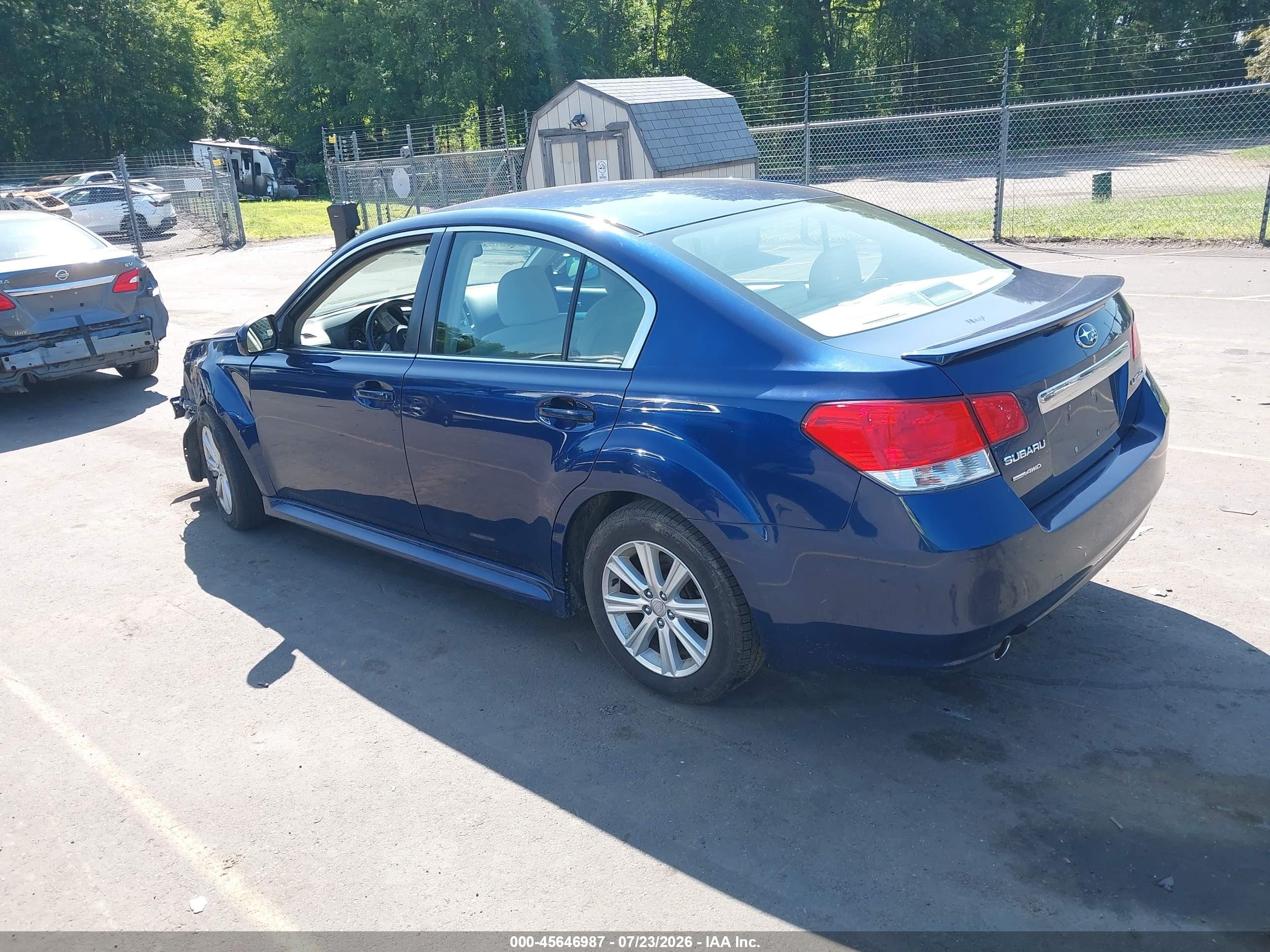 2011 Subaru Legacy 2.5i Premium Синий vin: 4S3BMCB63B3229595