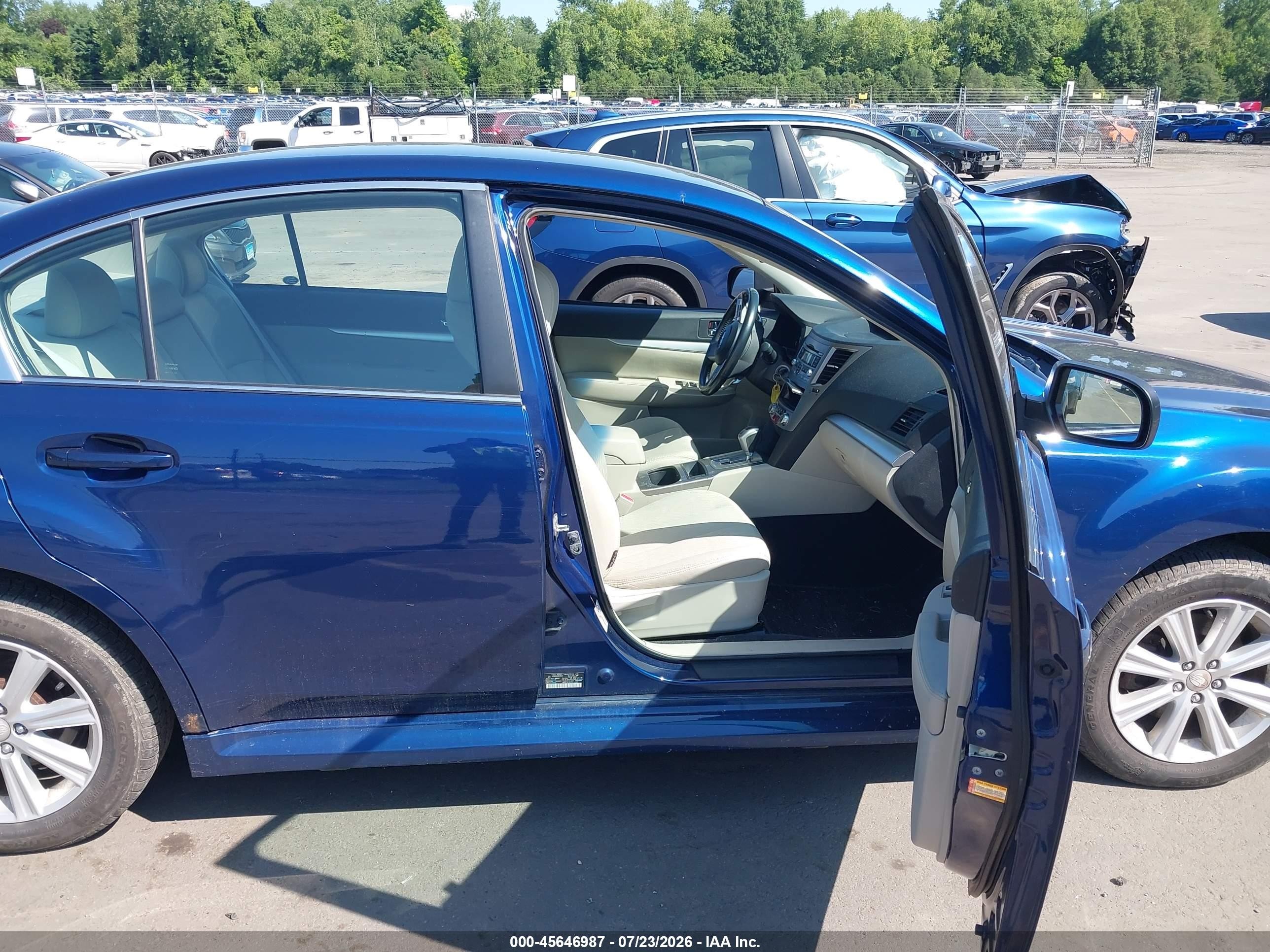 2011 Subaru Legacy 2.5i Premium Синий vin: 4S3BMCB63B3229595