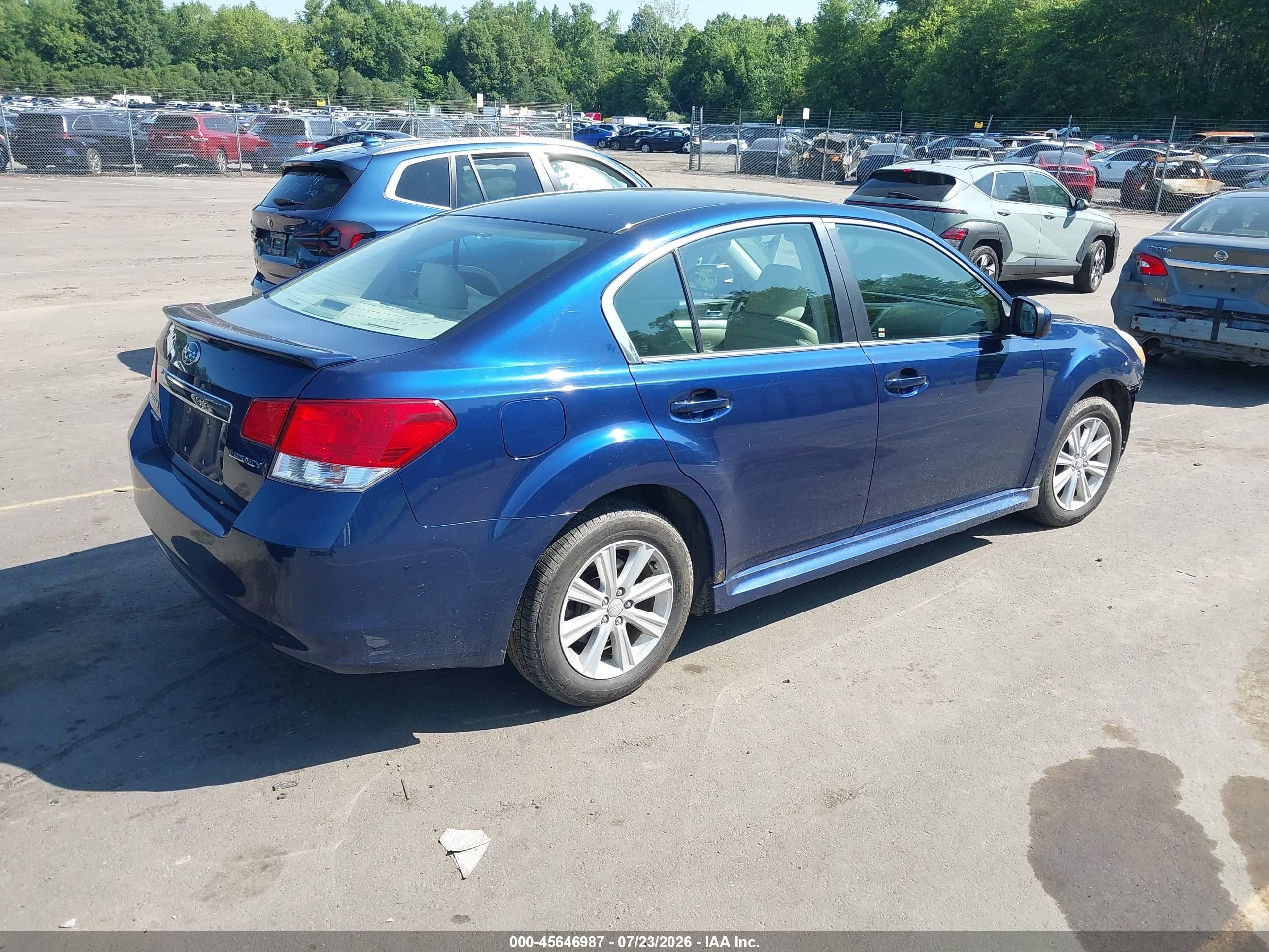 2011 Subaru Legacy 2.5i Premium Синий vin: 4S3BMCB63B3229595