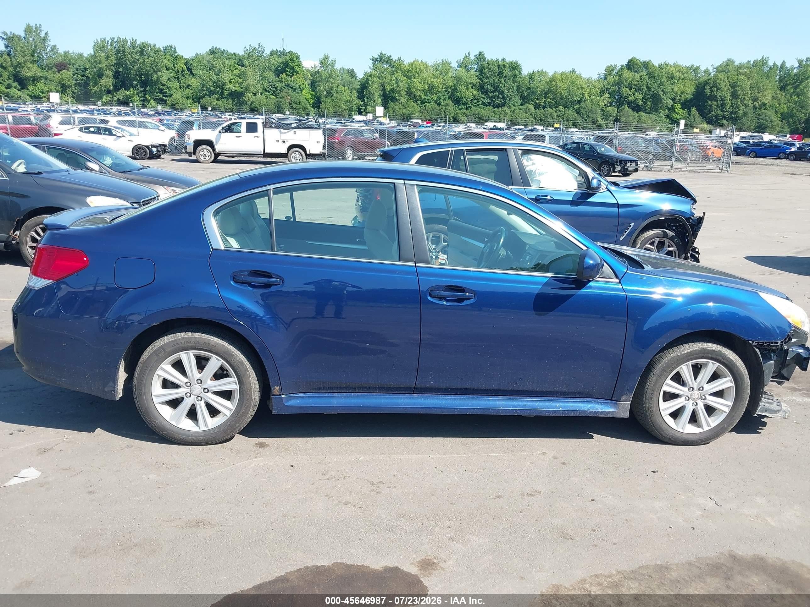 2011 Subaru Legacy 2.5i Premium Синий vin: 4S3BMCB63B3229595