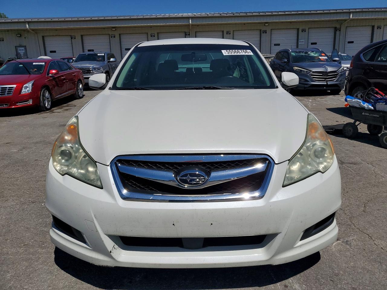 2011 Subaru Legacy 2.5i Premium White vin: 4S3BMCB63B3243657