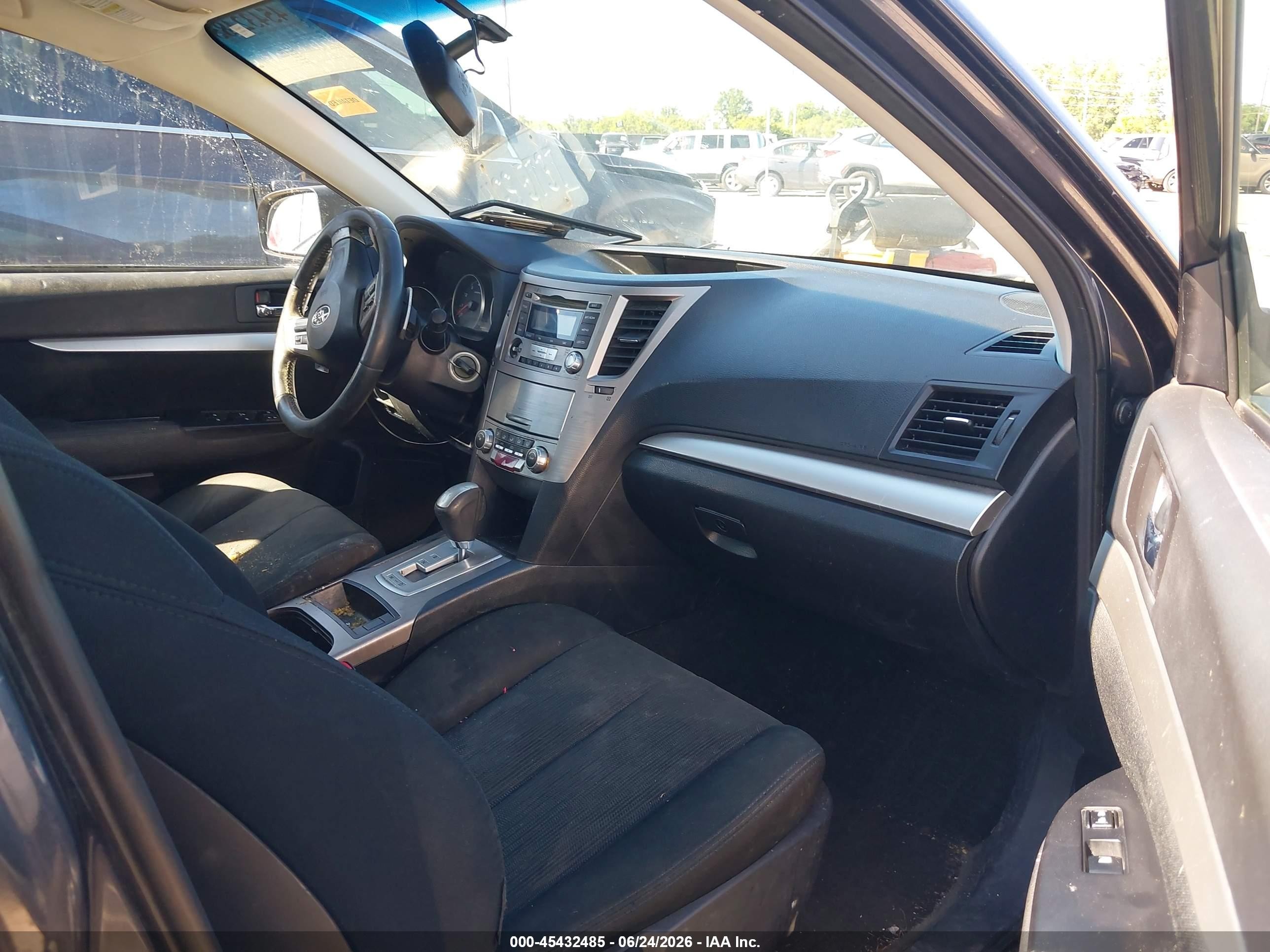 2013 Subaru Legacy 2.5i Premium Серый vin: 4S3BMCB67D3028401