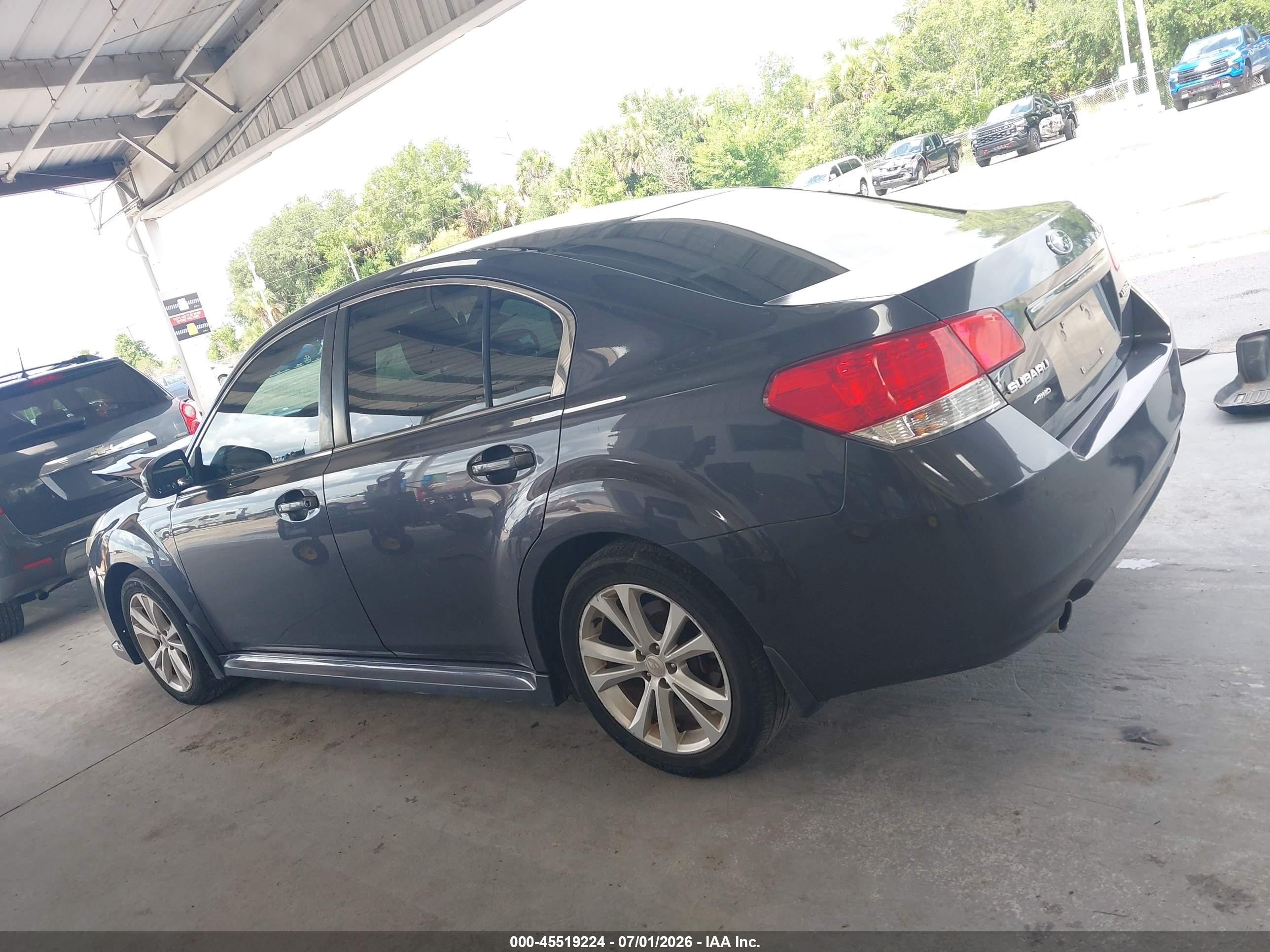 2013 Subaru Legacy 2.5i Premium Gray vin: 4S3BMCC60D3031350