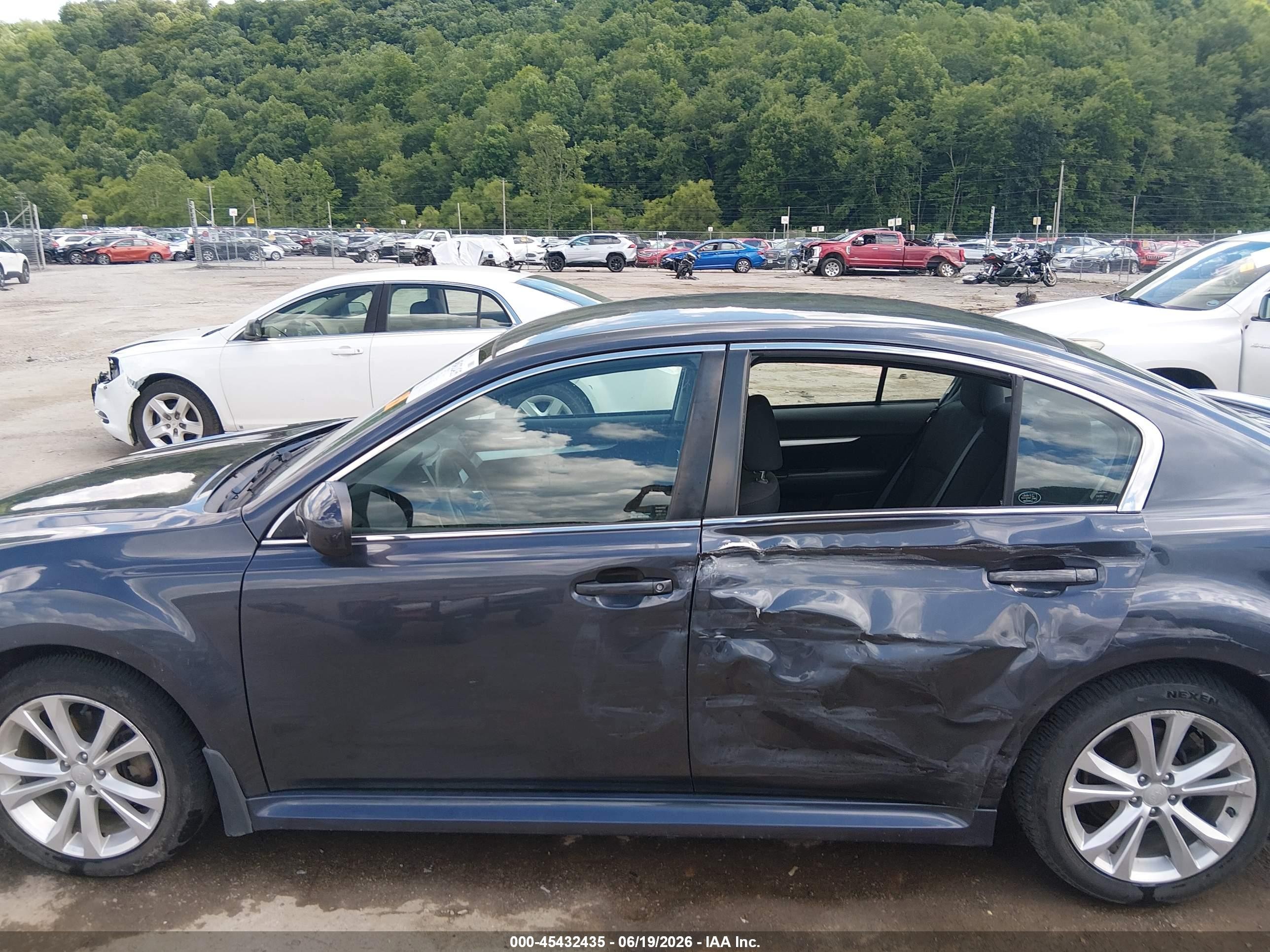 2013 Subaru Legacy 2.5i Premium Gray vin: 4S3BMCC61D3004349