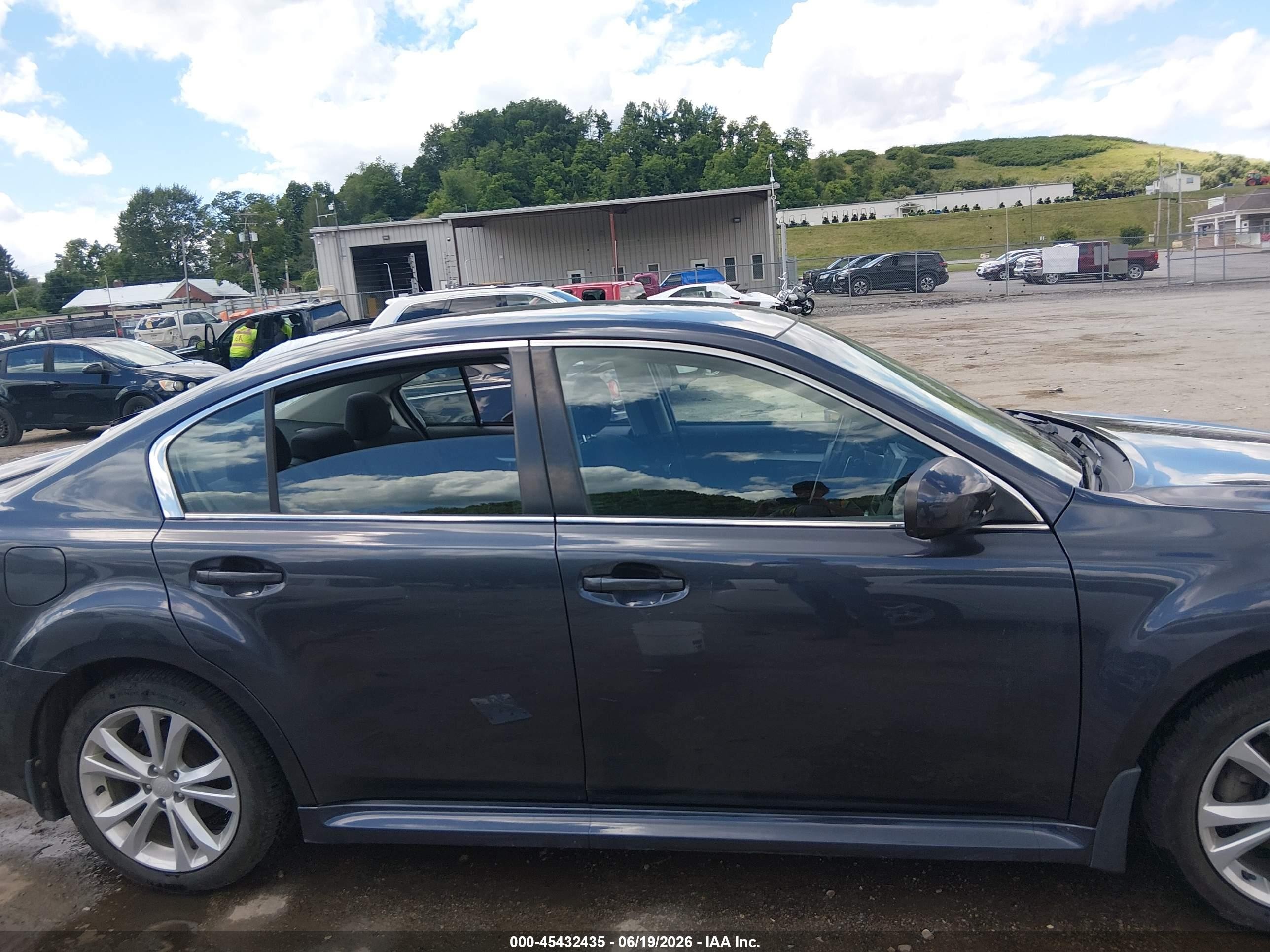 2013 Subaru Legacy 2.5i Premium Gray vin: 4S3BMCC61D3004349