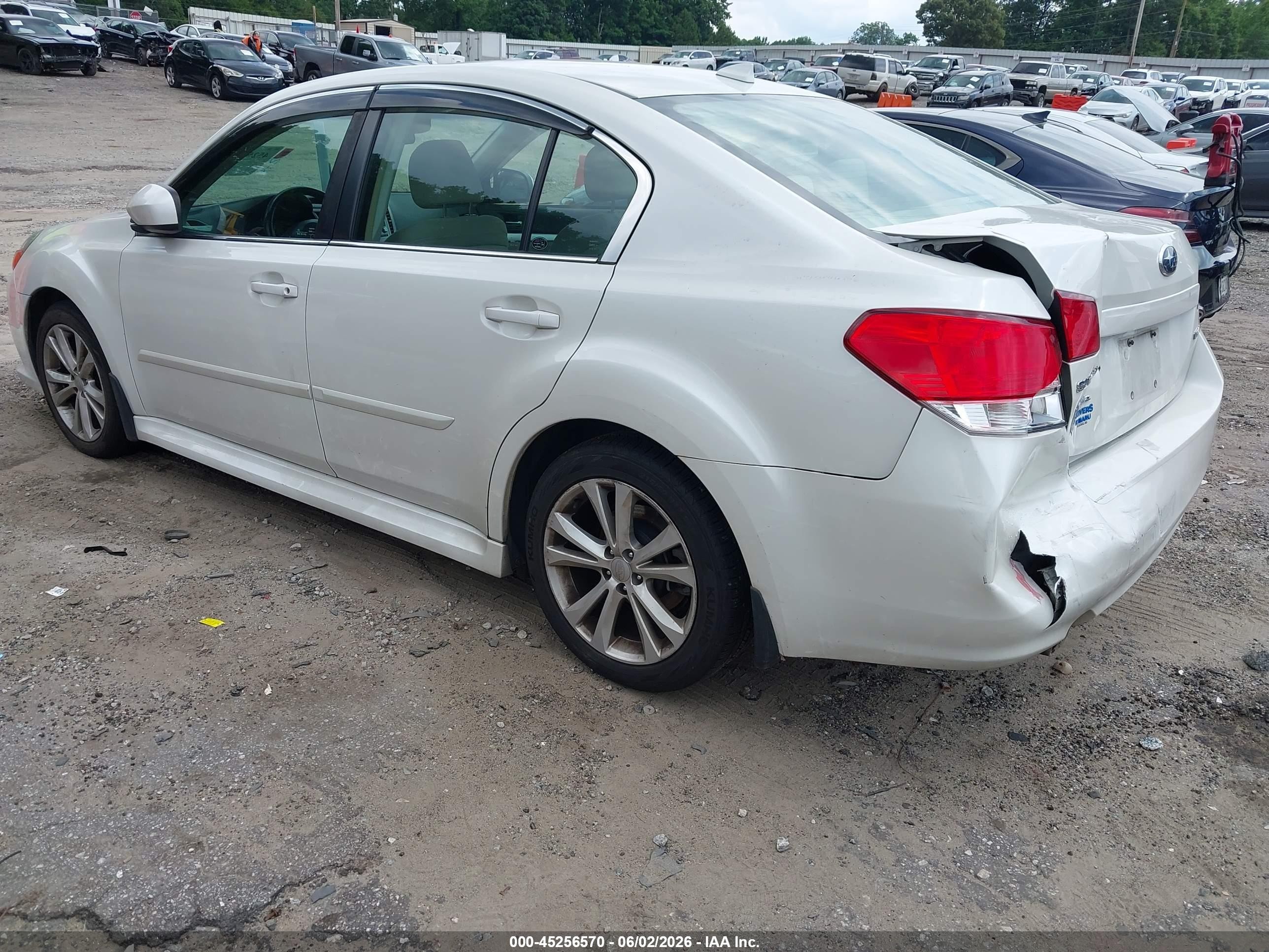 2014 Subaru Legacy 2.5i Premium White vin: 4S3BMCC61E3006765