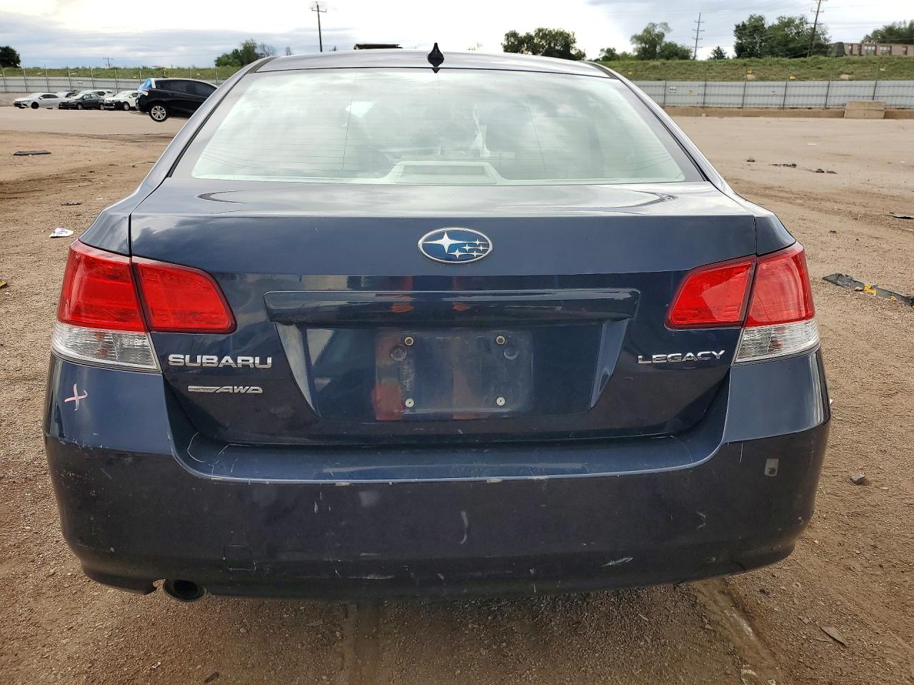 2014 Subaru Legacy 2.5i Premium Blue vin: 4S3BMCC61E3011433