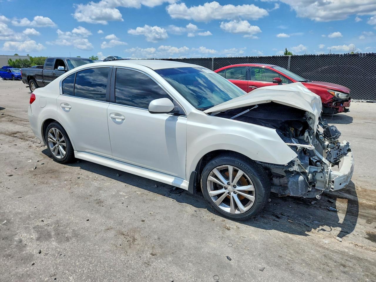 2013 Subaru Legacy 2.5i Premium White vin: 4S3BMCC62D3023783
