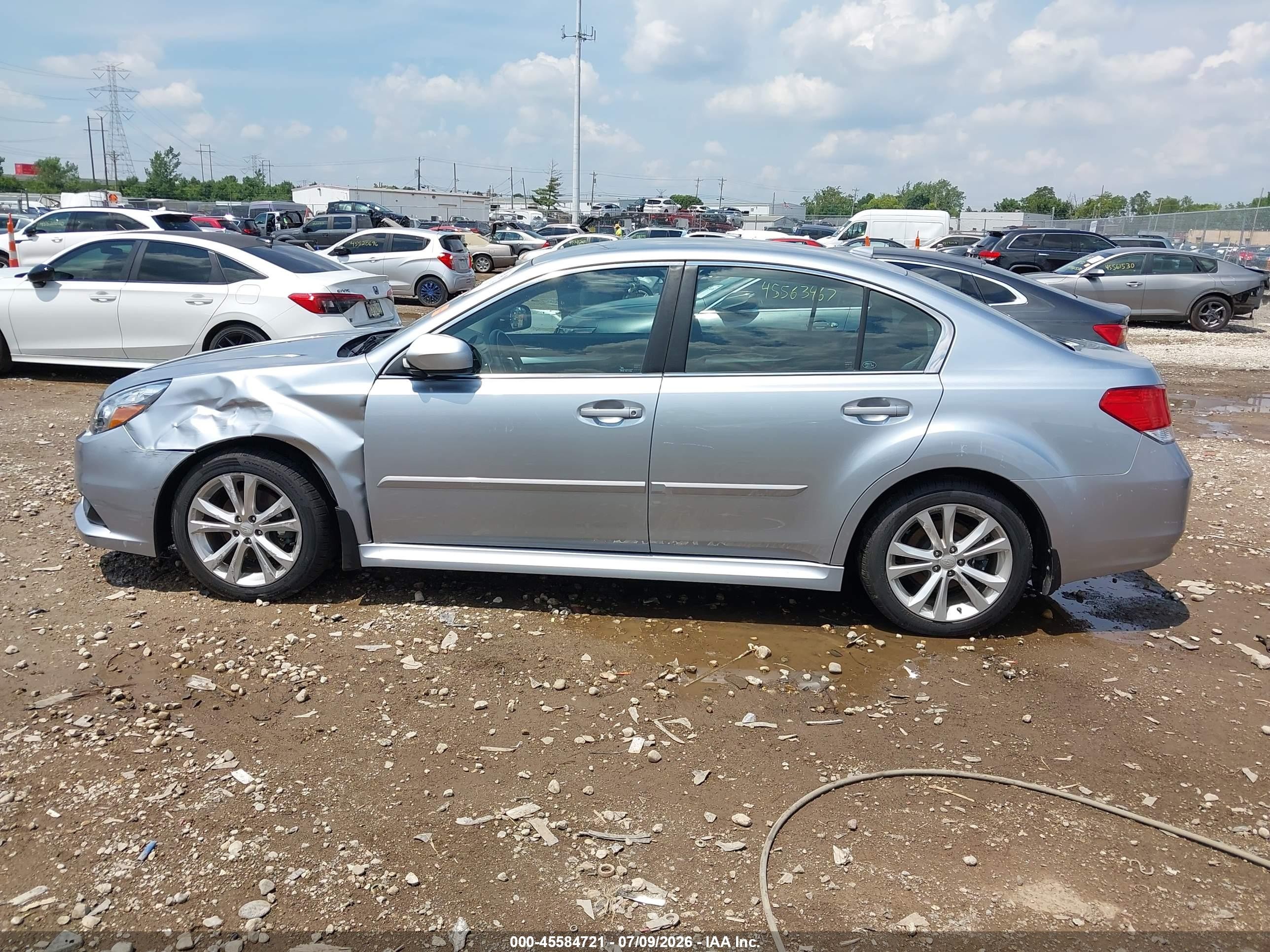 2014 Subaru Legacy 2.5i Premium Silver vin: 4S3BMCC62E3003633