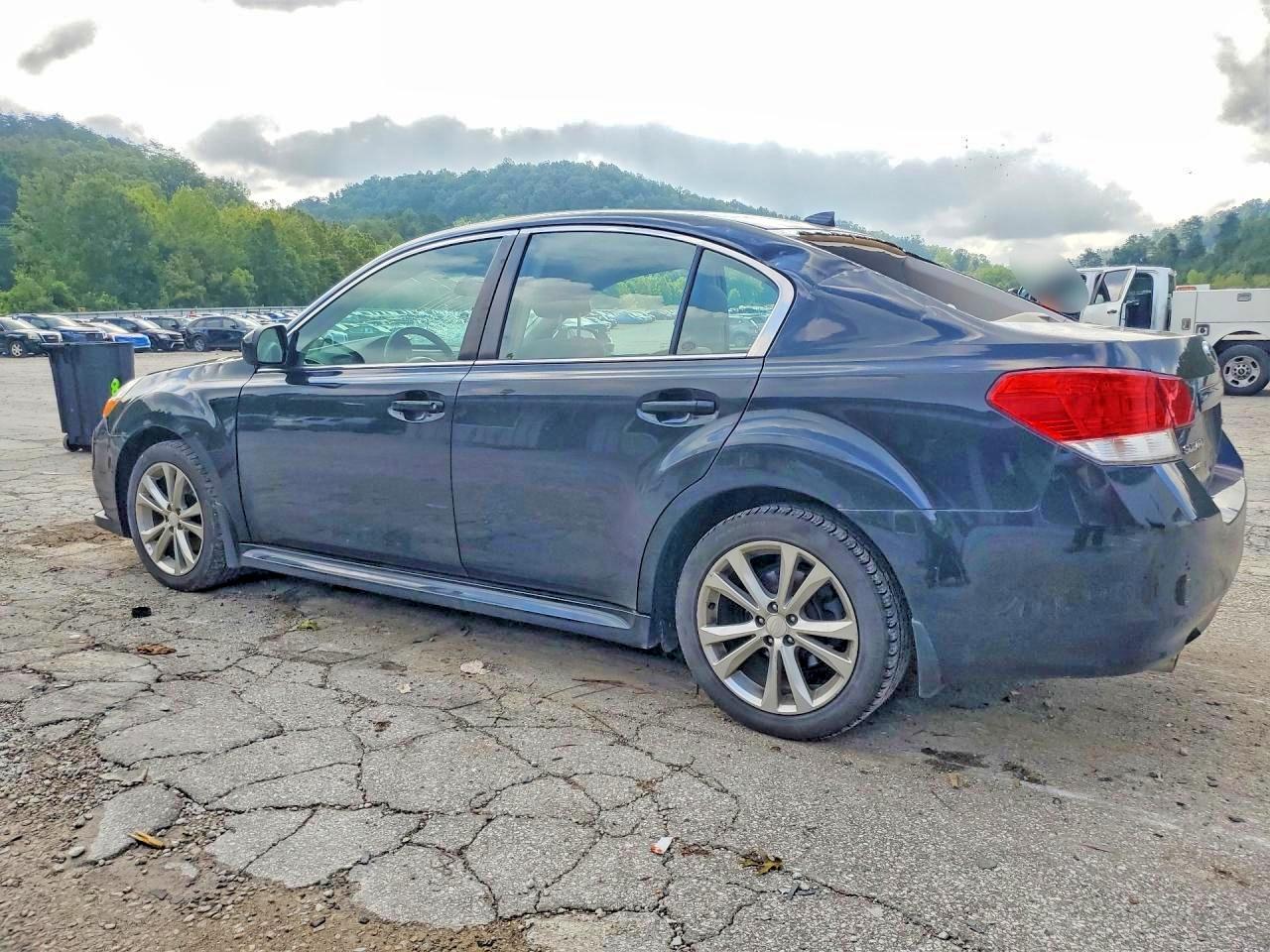 2014 Subaru Legacy 2.5i Premium Black vin: 4S3BMCC62E3025177