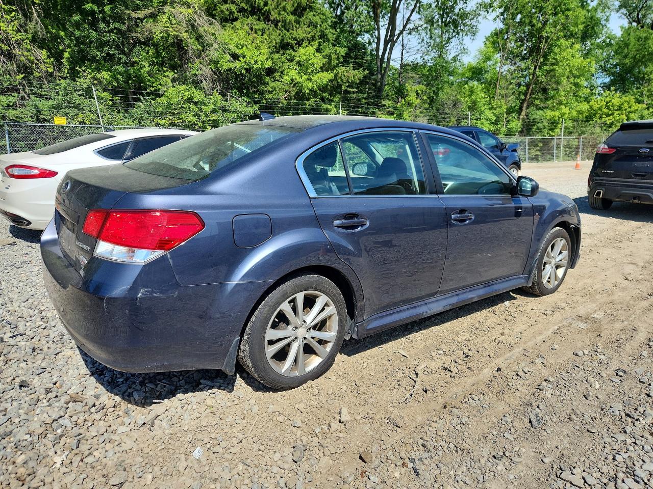2014 Subaru Legacy 2.5i Premium Gray vin: 4S3BMCC62E3032534