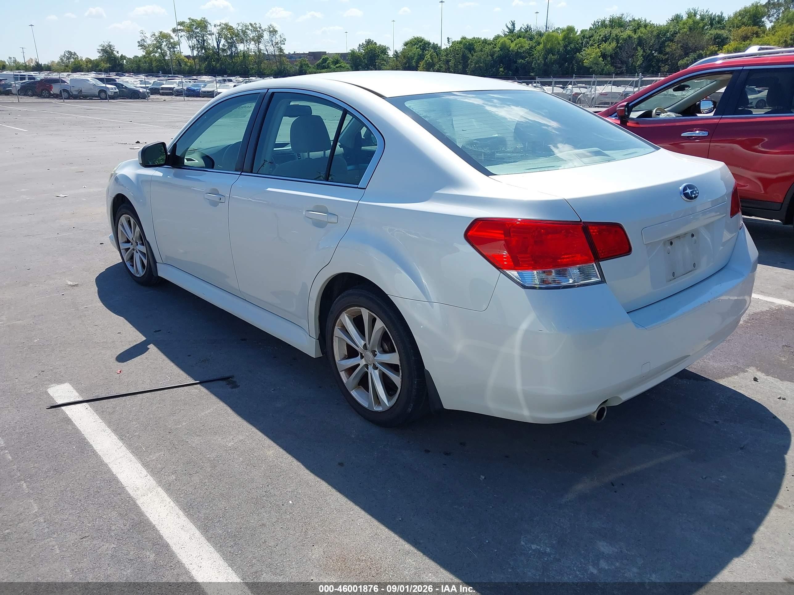 2013 Subaru Legacy 2.5i Premium White vin: 4S3BMCC63D3024408