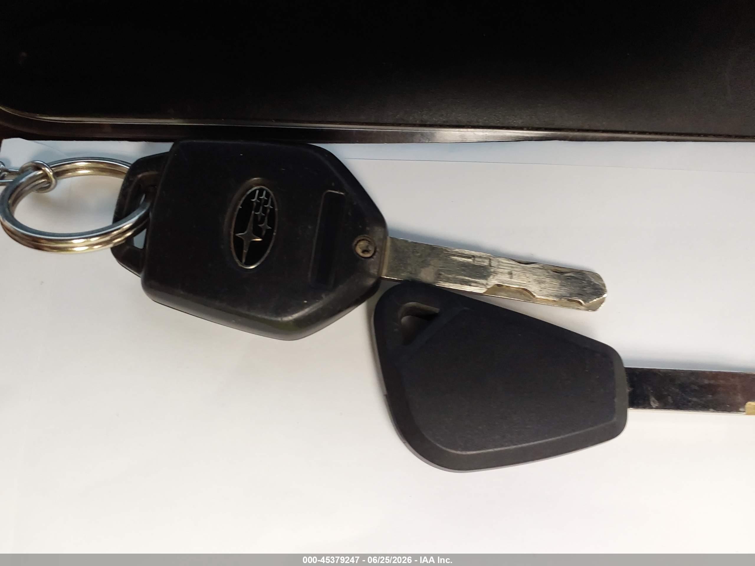 2014 Subaru Legacy 2.5i Premium Silver vin: 4S3BMCC63E3010641