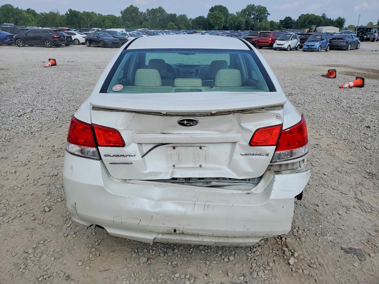 2011 Subaru Legacy 2.5i Premium White vin: 4S3BMCC64B3254844