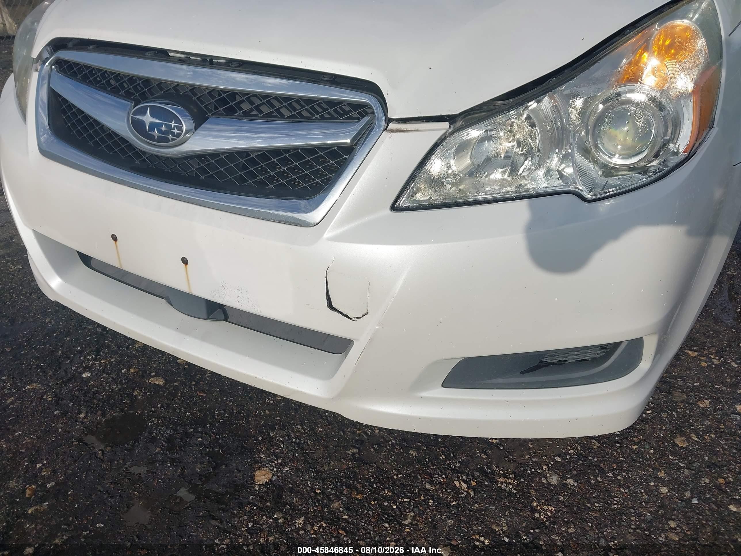 2012 Subaru Legacy 2.5i Premium White vin: 4S3BMCC64C3038624