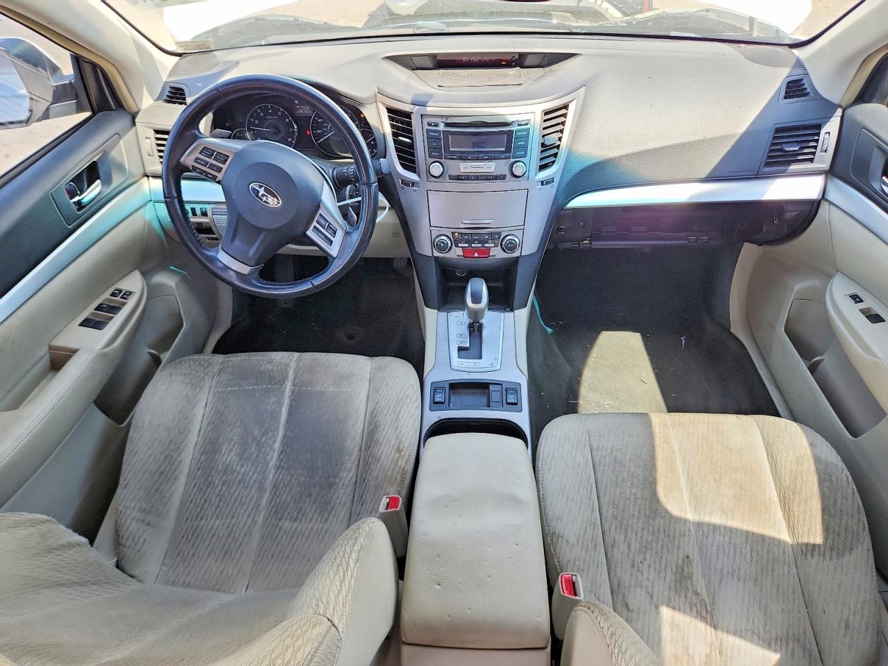 2012 Subaru Legacy 2.5i Premium Белый vin: 4S3BMCC65C3027311