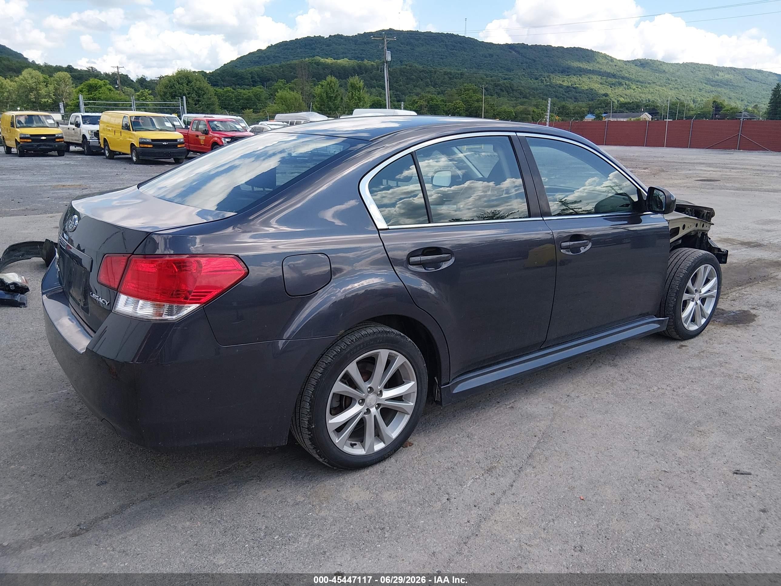 2013 Subaru Legacy 2.5i Premium Синий vin: 4S3BMCC65D3017492