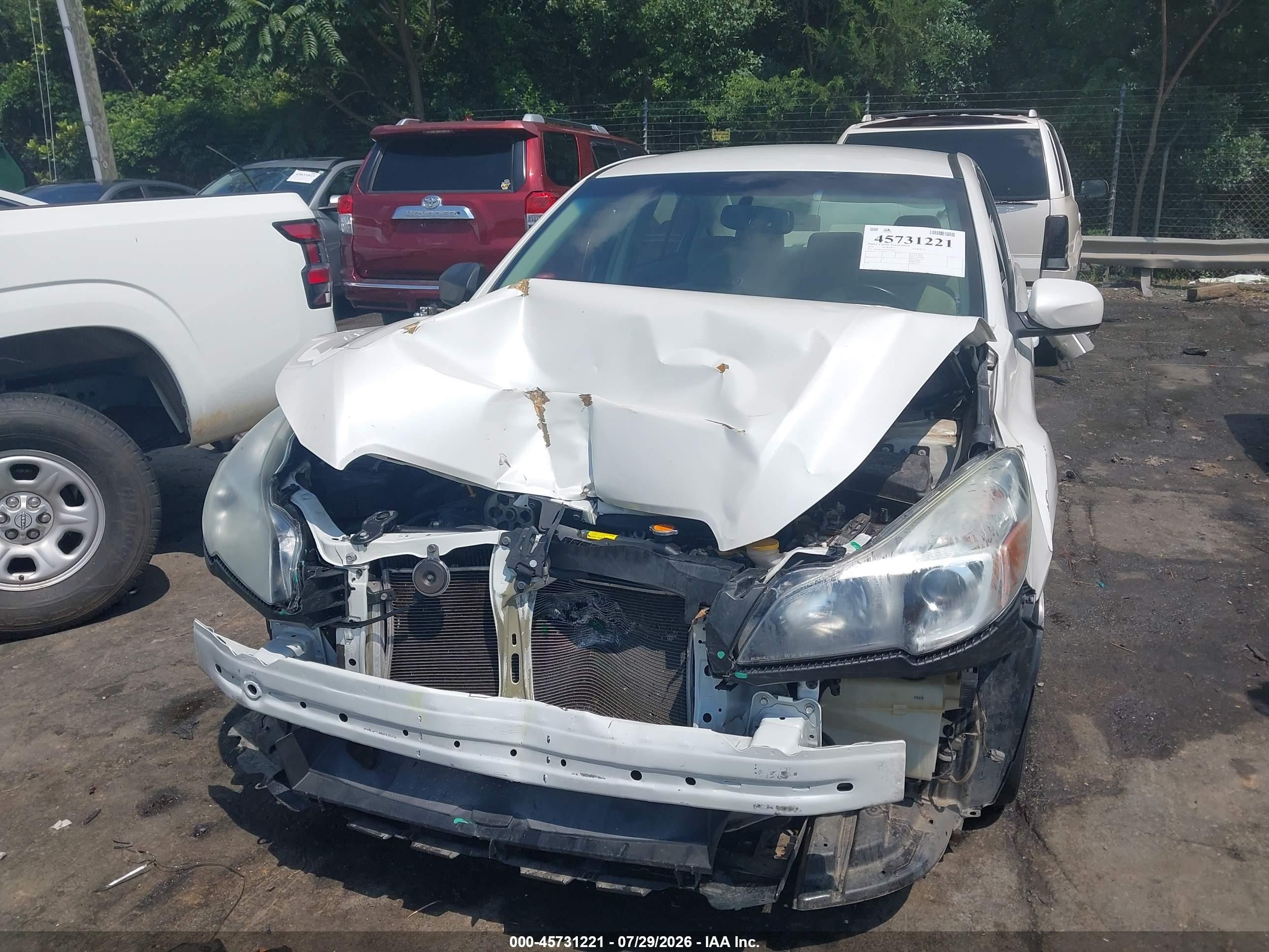 2014 Subaru Legacy 2.5i Premium White vin: 4S3BMCC65E3015260