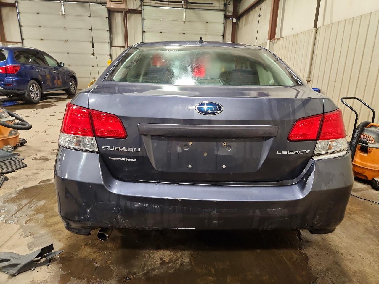 2014 Subaru Legacy 2.5i Premium Синий vin: 4S3BMCC65E3020927