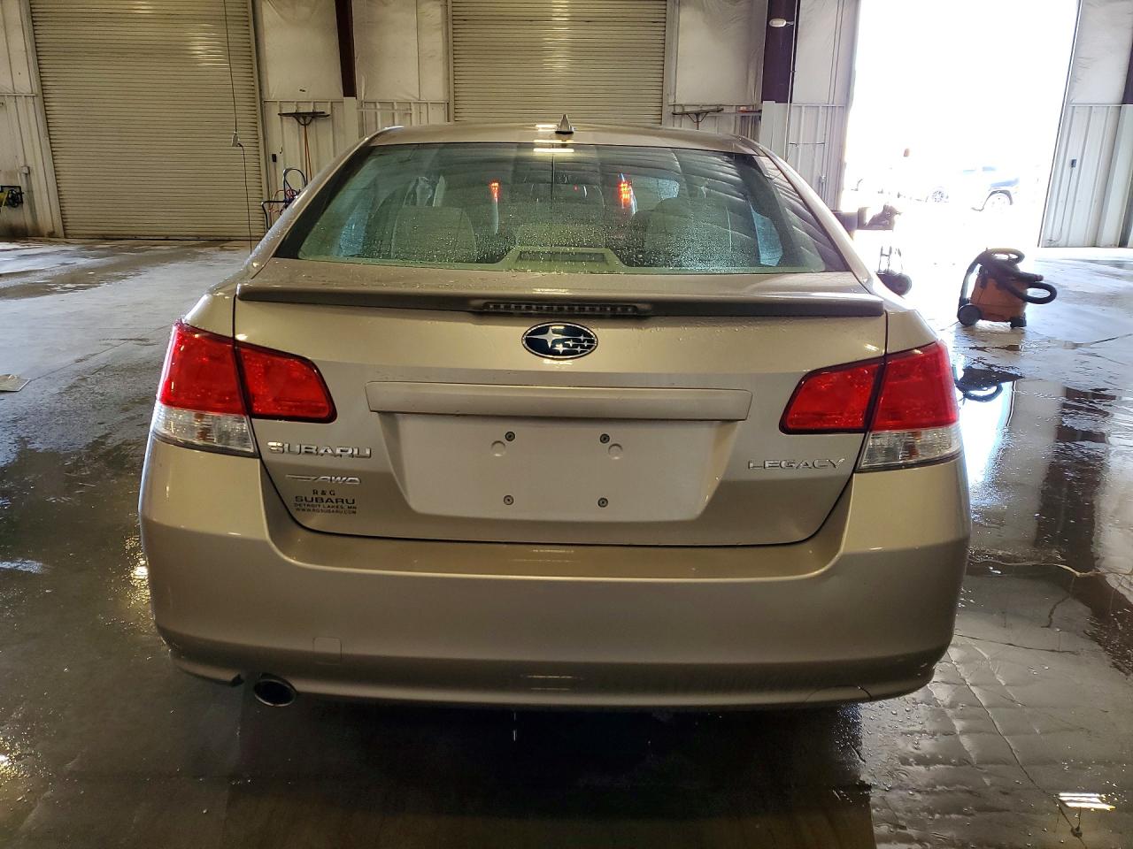 2014 Subaru Legacy 2.5i Premium Желто-коричневый vin: 4S3BMCC65E3035301