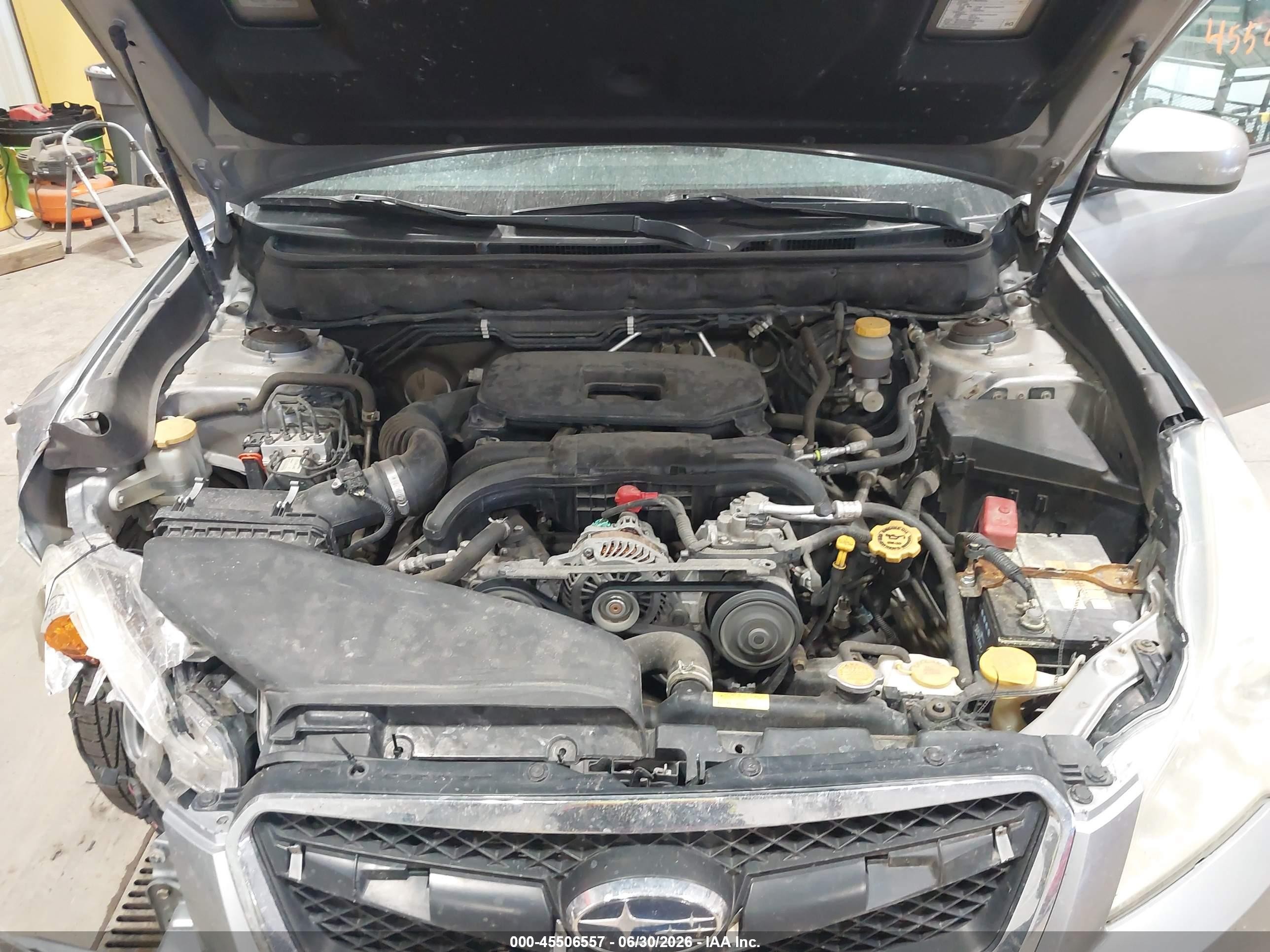 2011 Subaru Legacy 2.5i Premium Silver vin: 4S3BMCC66B3224101